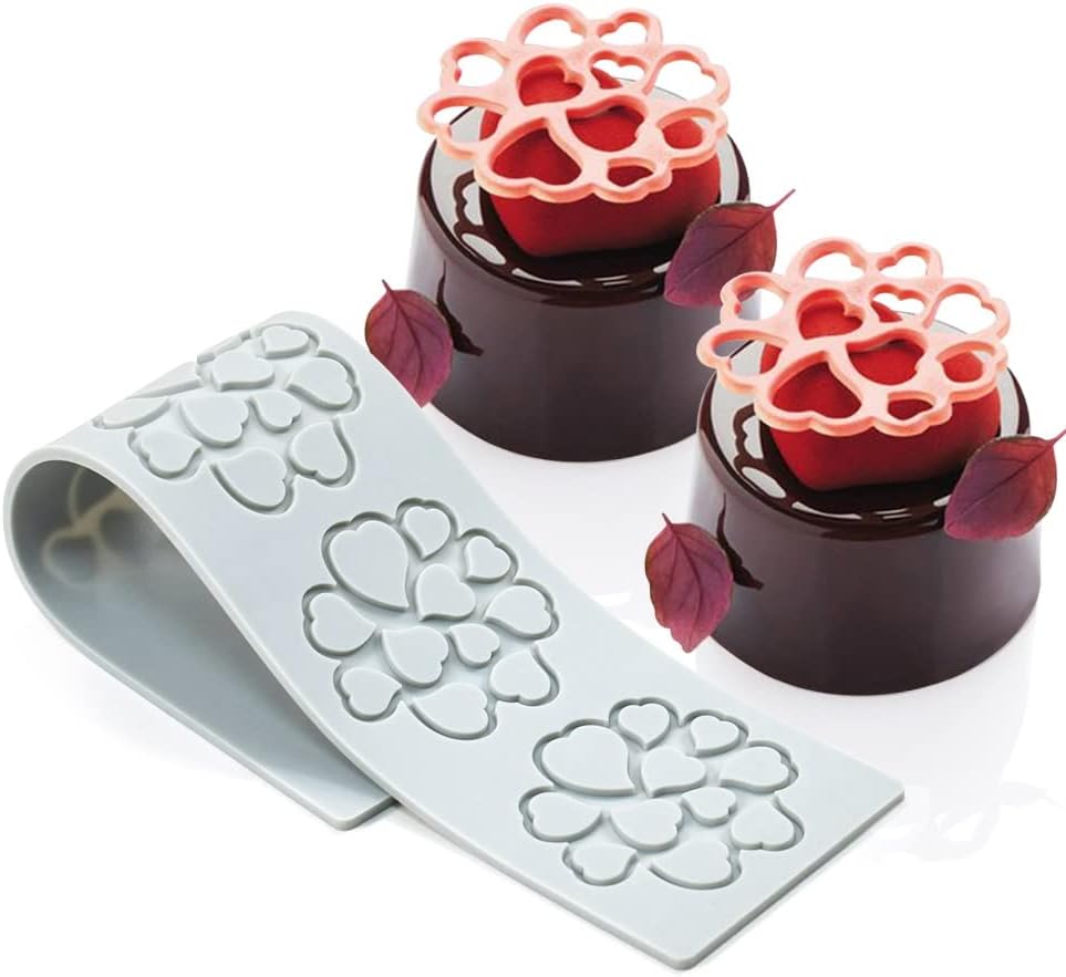 Hollow Leaf Silicone Molds Lover Heart Chocolate Molds Geometry 3D Silicone Mould Chocolate Candy Leaf Mold Sugar Craft Cake Decoration Cupcake Top (C_Heart_11.12 * 2.4 * 0.12inch)