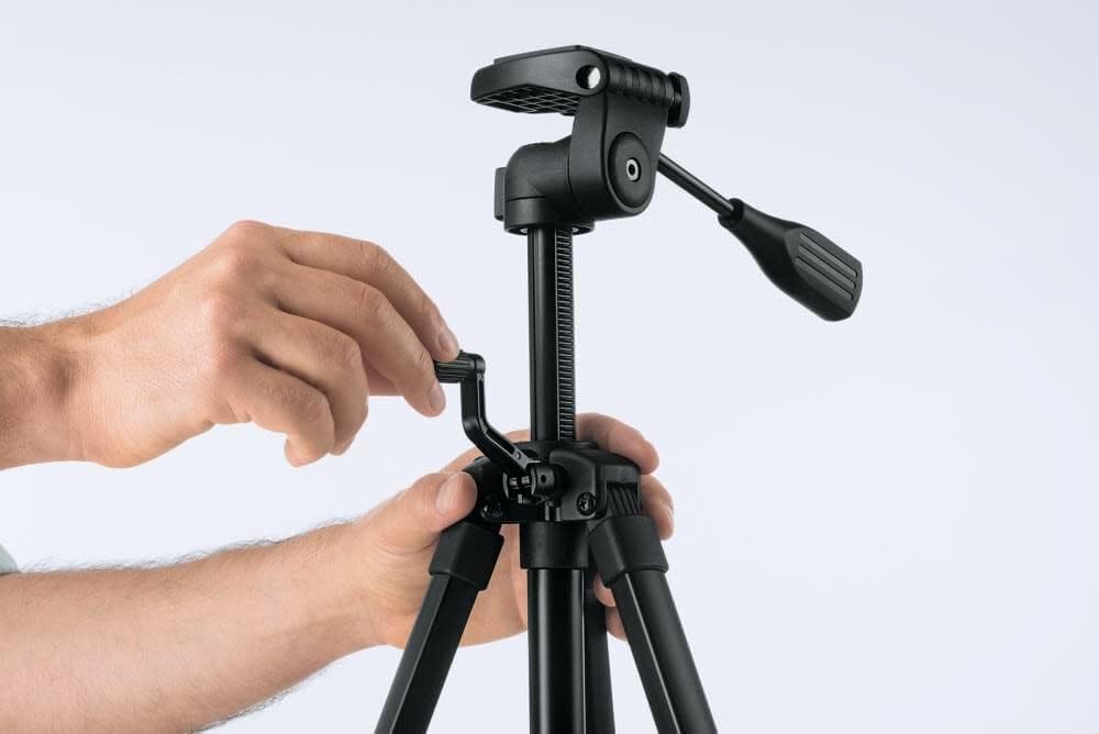 BOSCH BT150 61 in. Compact Tripod