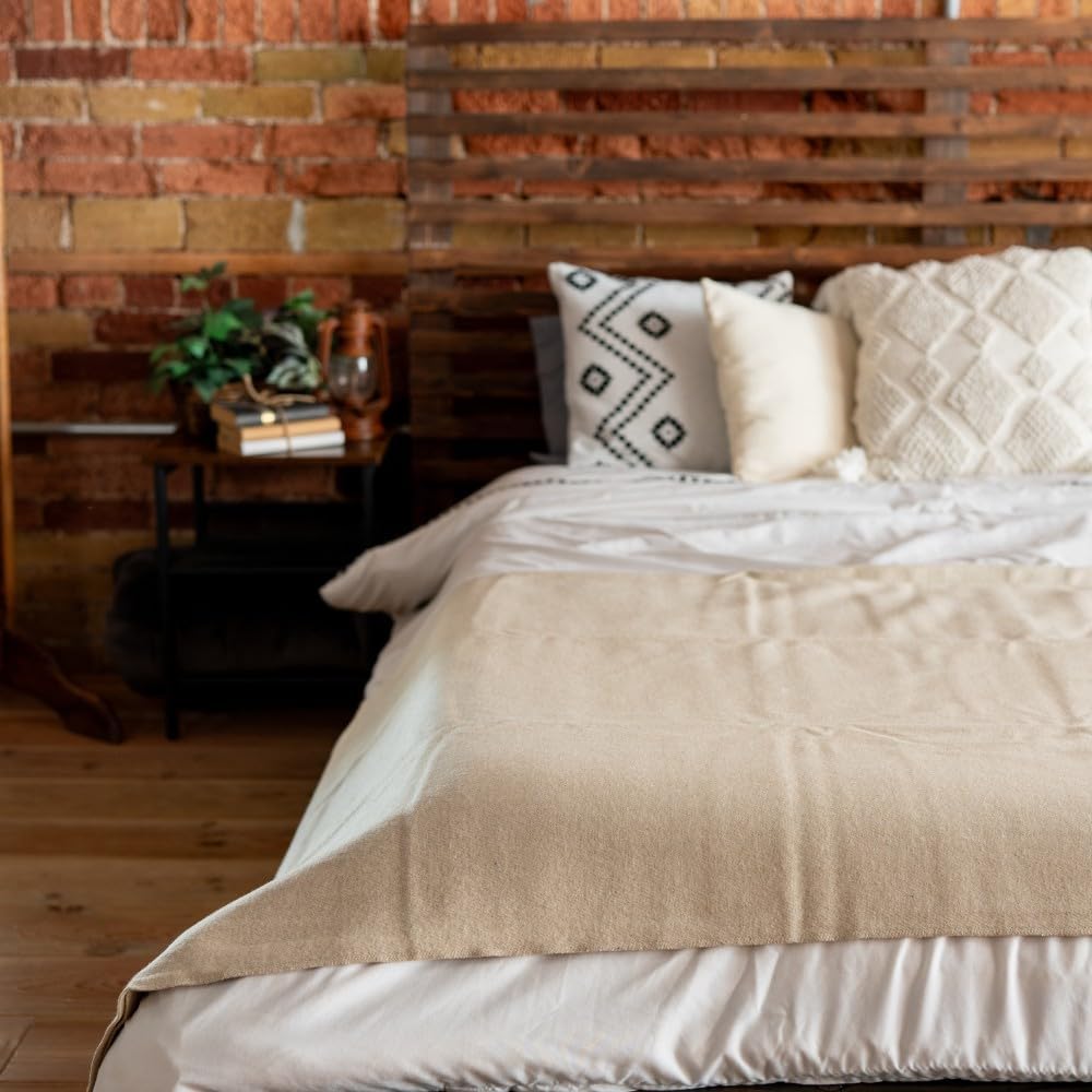 Arcturus Bighorn 100% Virgin Wool Blanket | Heirloom-Quality Wool Bedding for Home & Cabin | Warm, Thick & Durable (King Size, Ivory)