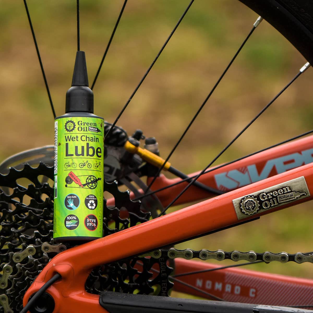 GREEN OIL Cycle Chain Lube, 100 ml, Suited for All Bikes, Wet & Dry Conditions, Biodegradable, Natural, Eco Friendly, Skin Safe, Free of PTFE PFOA Palm Oil Petroleum, Award-Winning Lube, Made in UK