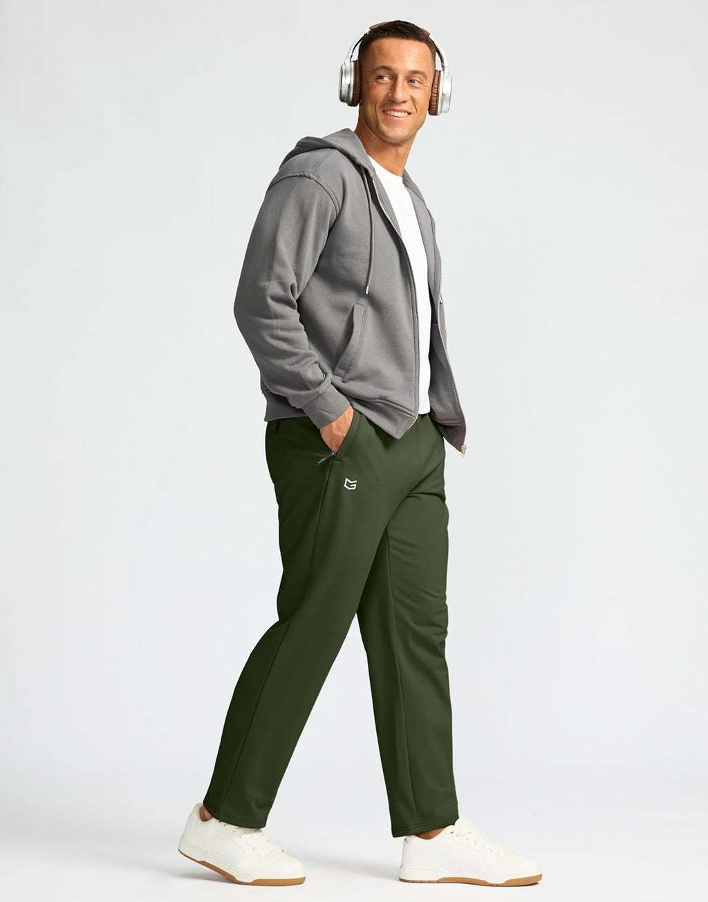 G Gradual Men's Fleece Lined Pants with 3 Zipper Pockets Water Resistant Winter Warm Hiking Pants Athletic Sweatpants for Men