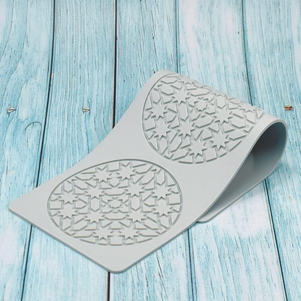 Hollow Leaf Silicone Molds Lover Heart Chocolate Molds Geometry 3D Silicone Mould Chocolate Candy Leaf Mold Sugar Craft Cake Decoration Cupcake Top (M_Star_14.4 * 5 * 0.12inch)