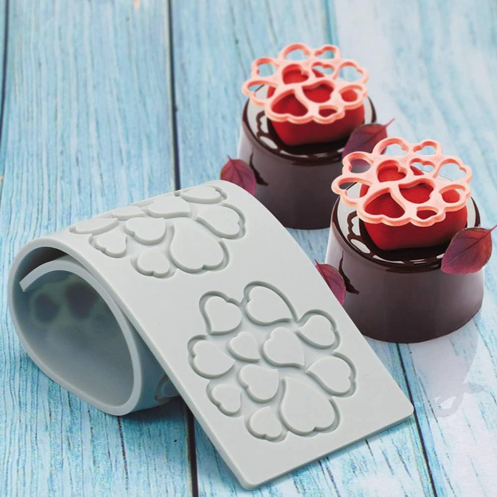 Hollow Leaf Silicone Molds Lover Heart Chocolate Molds Geometry 3D Silicone Mould Chocolate Candy Leaf Mold Sugar Craft Cake Decoration Cupcake Top (C_Heart_11.12 * 2.4 * 0.12inch)