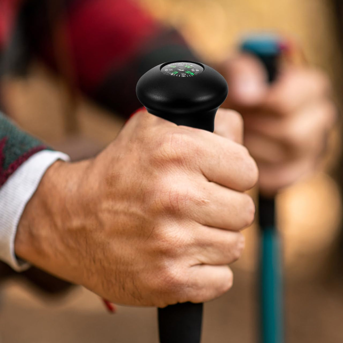 SUPVOX Trekking Pole Ball Handle Compass: Socket-in Hiking Stick Knob Compass Replacement for Wood Walking Poles, Mountaineering, and Climbing