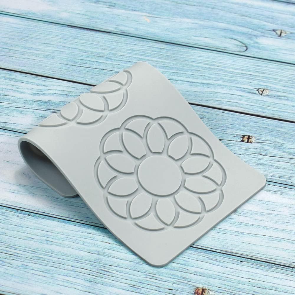 Hollow Leaf Silicone Molds Lover Heart Chocolate Molds Geometry 3D Silicone Mould Chocolate Candy Leaf Mold Sugar Craft Cake Decoration Cupcake Top (S_Flower_7.84 * 4.2 * 0.12inch)