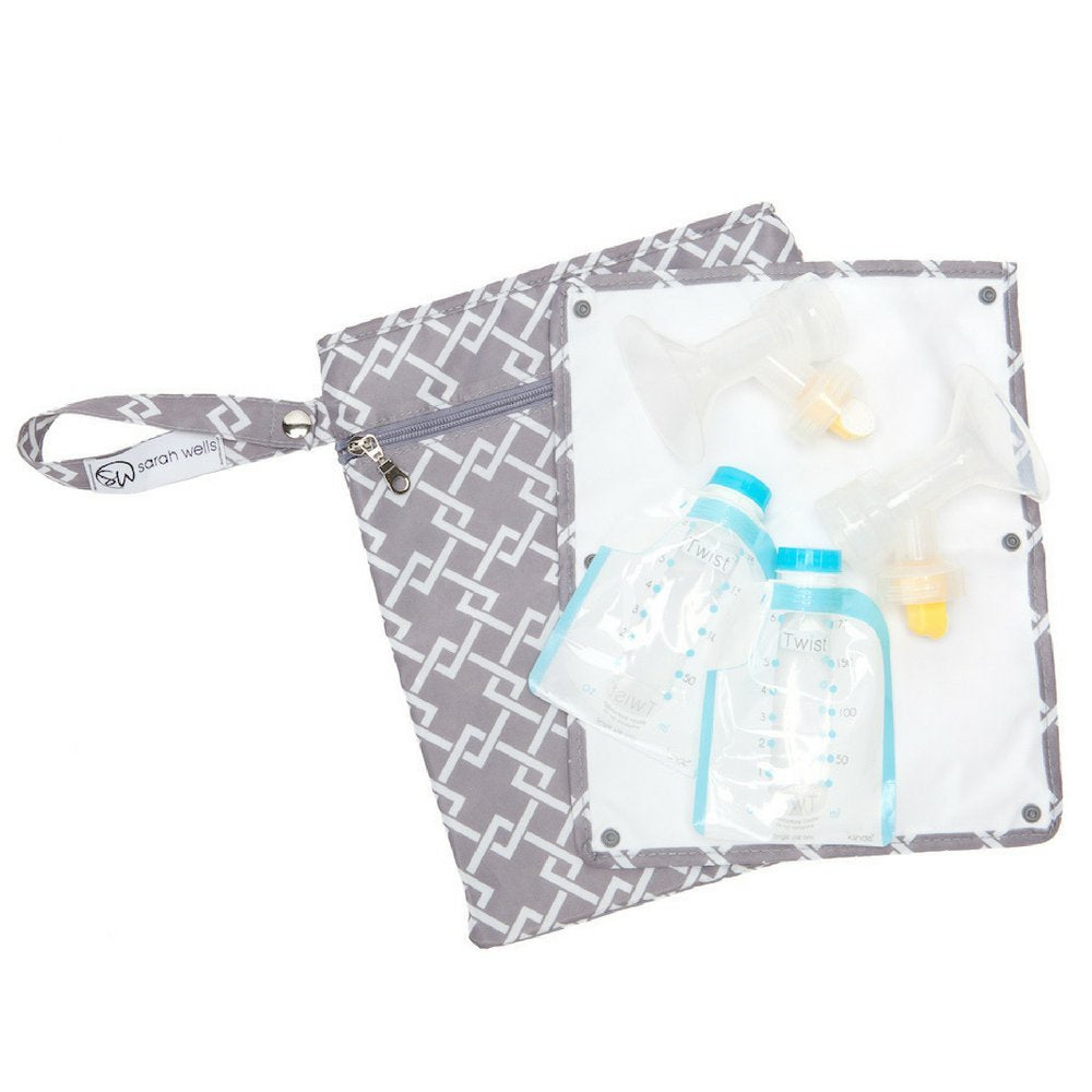 Sarah Wells Pumparoo Wet/Dry Bag with Staging Mat (Gray)