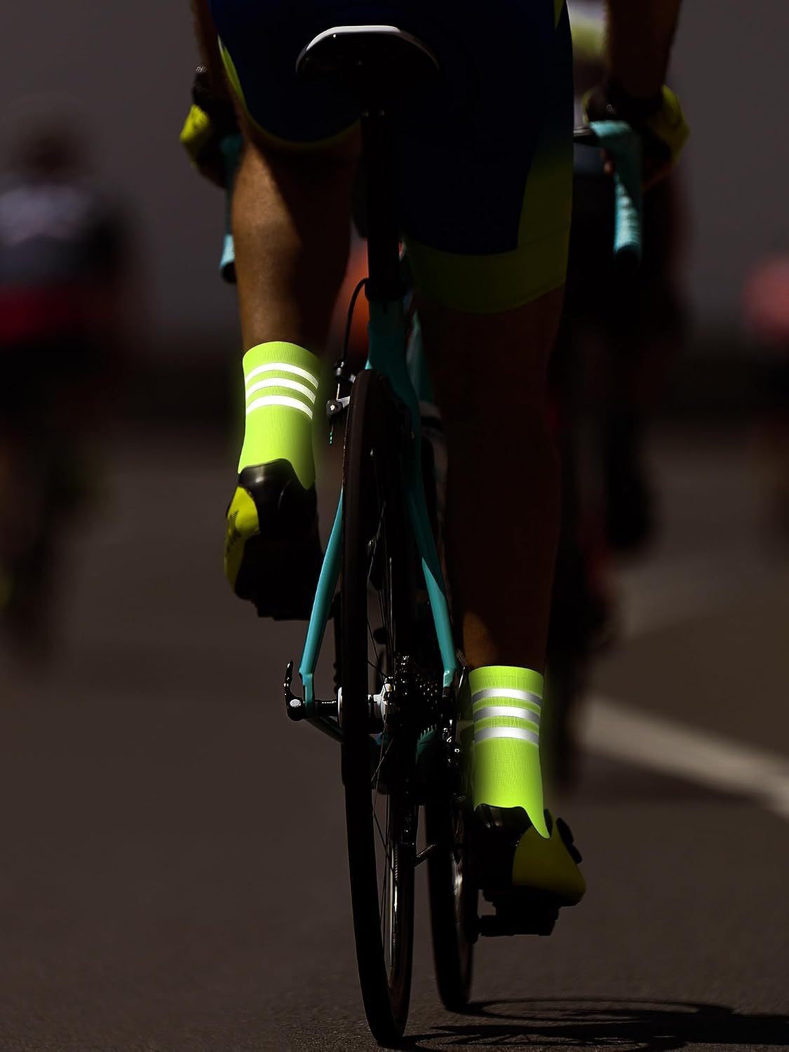 4 Pairs Glow in Dark Reflective Socks Cycling