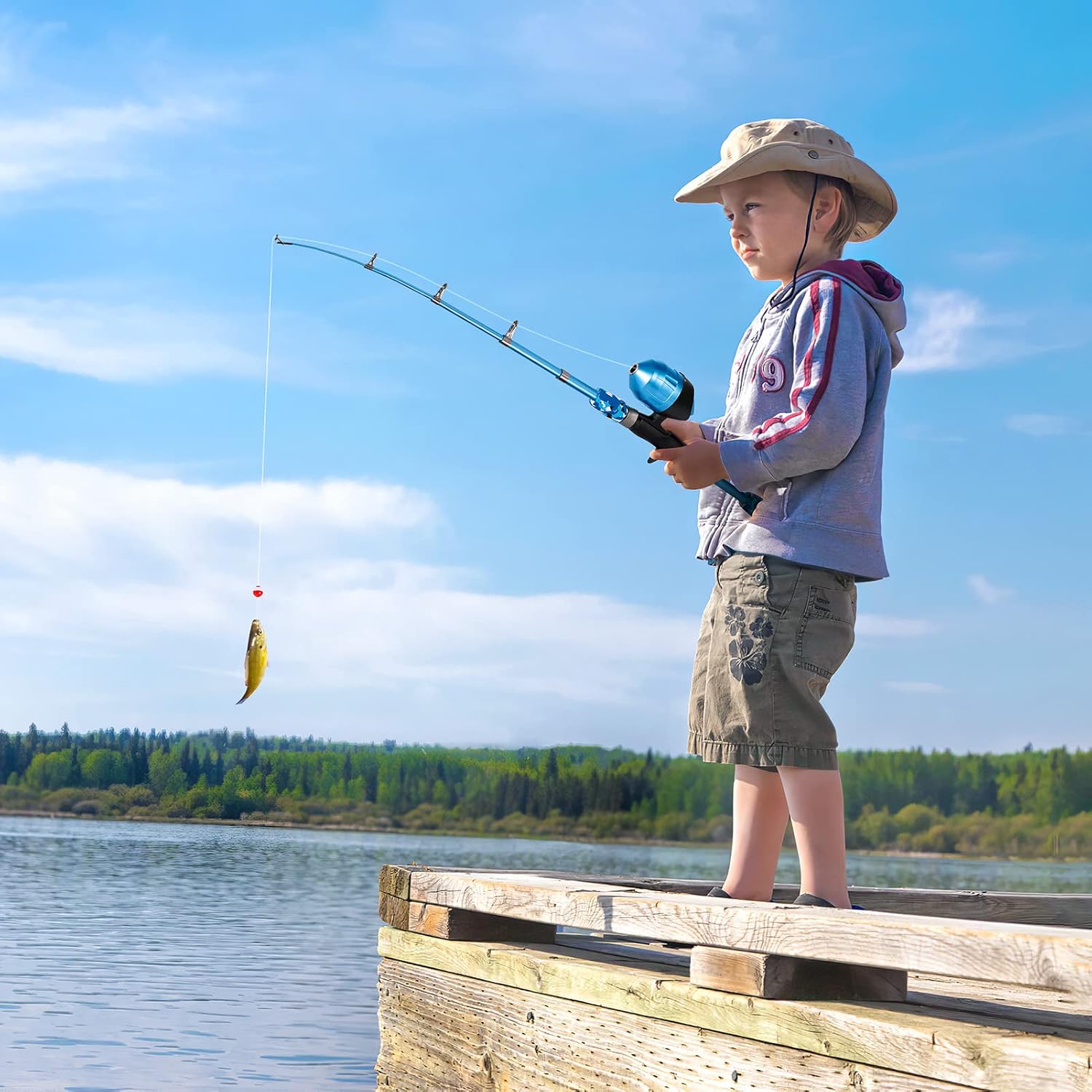 PLUSINNO Kids Fishing Pole with Spincast Reel Telescopic Fishing Rod Combo Full Kits for Boys, Girls, and Adults