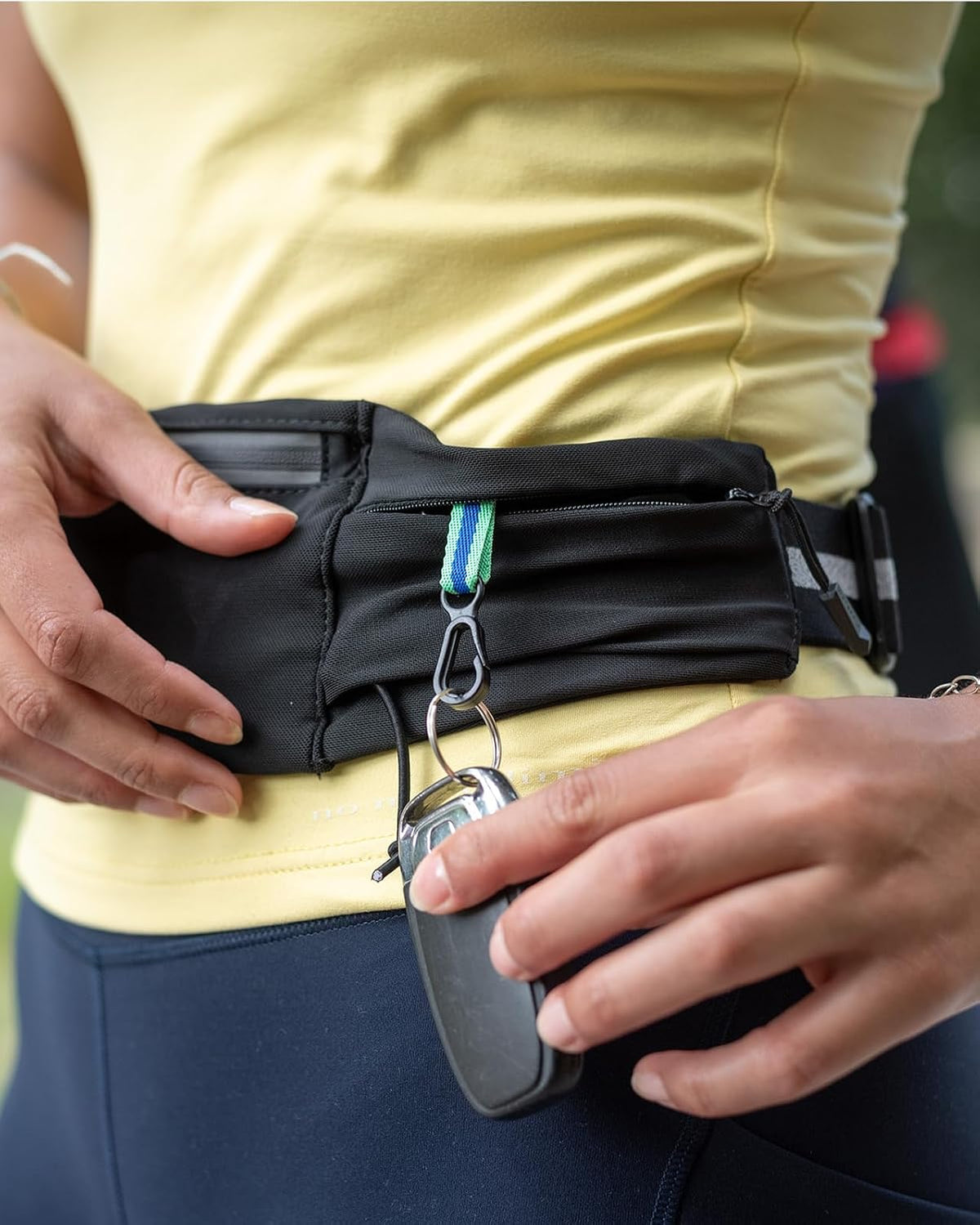 WATERFLY Running Belt Fanny Pack, Runner Race Belt with Bib Clip Black