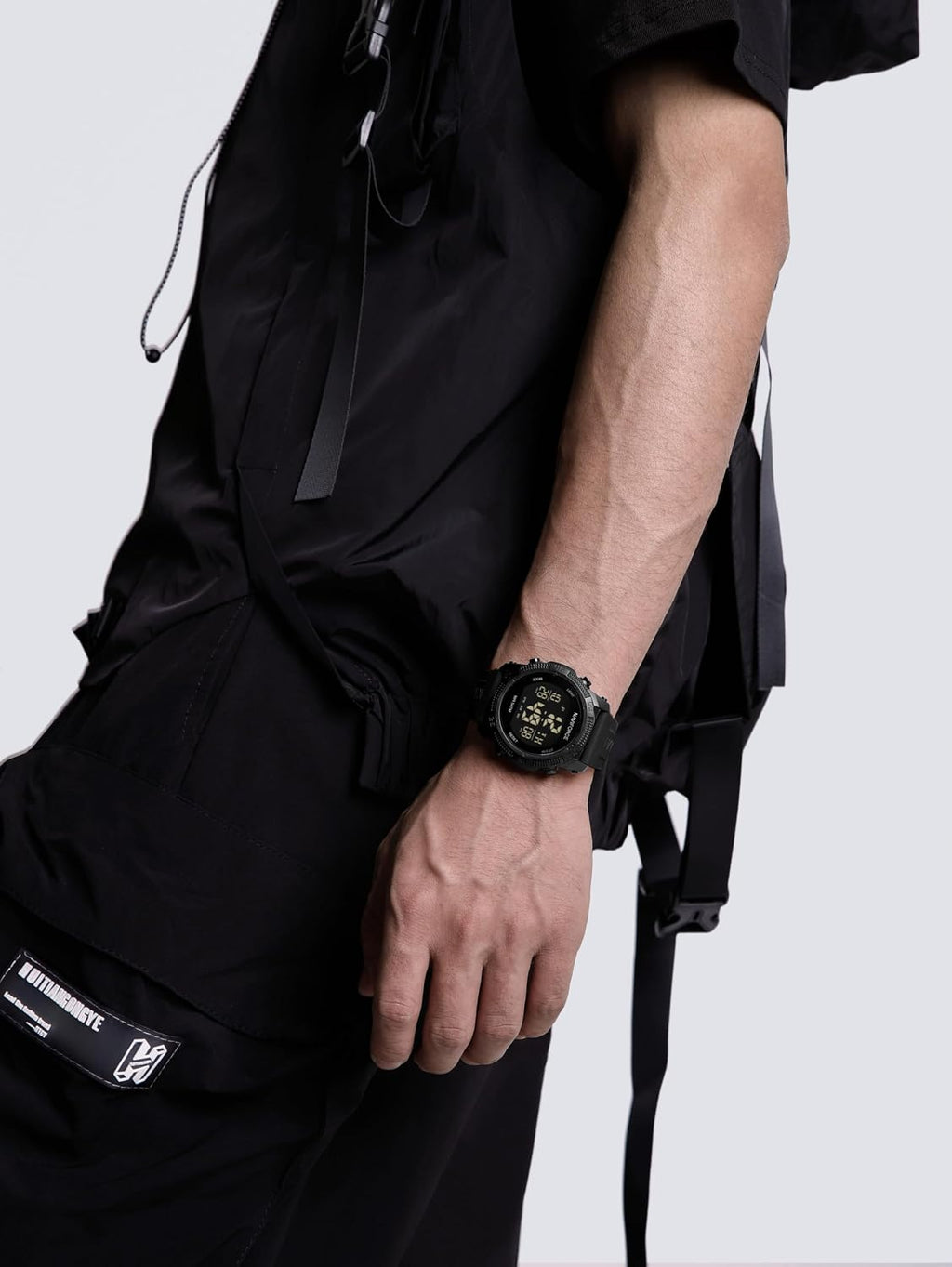 NAVIFORCE Men Sports Waterproof Digital Watches with Stopwatch Alarm Rubber Strap Wristwatch for Women，Gift