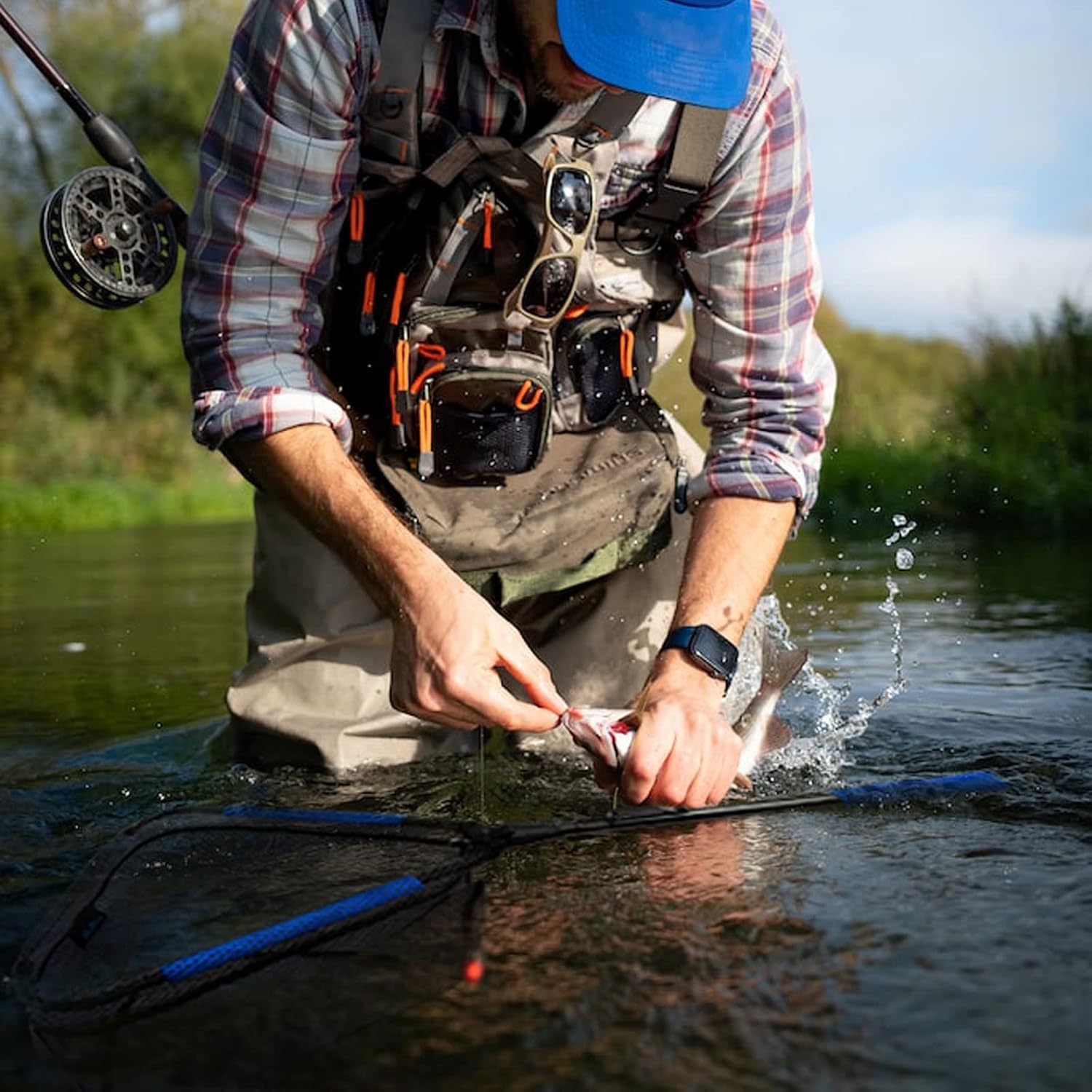 Floating Fishing Landing Net - Foldable for Freshwater or Saltwater - Folding and Fly Fishing