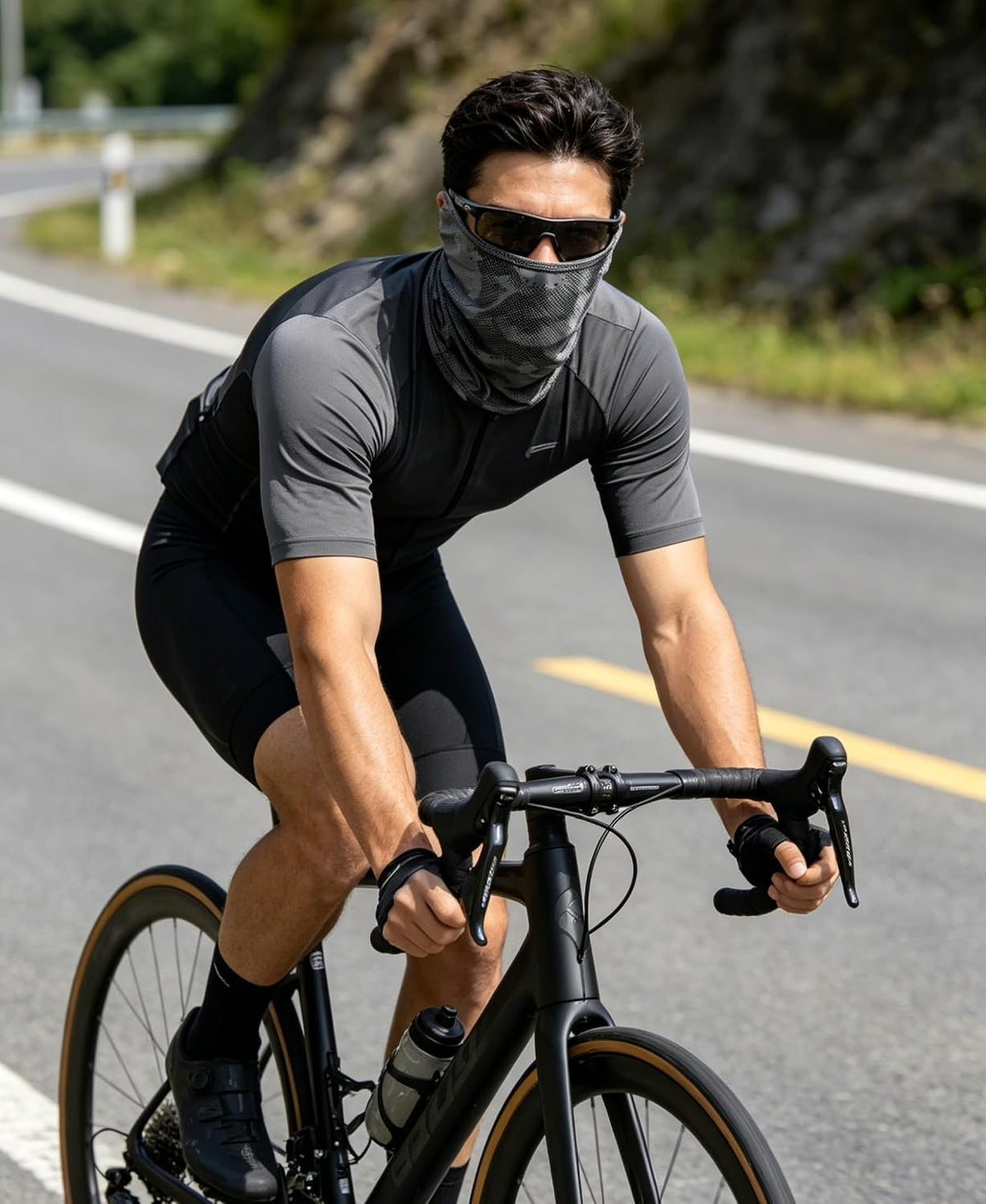 Men's Loose Fit Ear Loop Ice Silk Cooling Neck Gaiter, Anti-UV Sun Protection Face Cover with Breathable