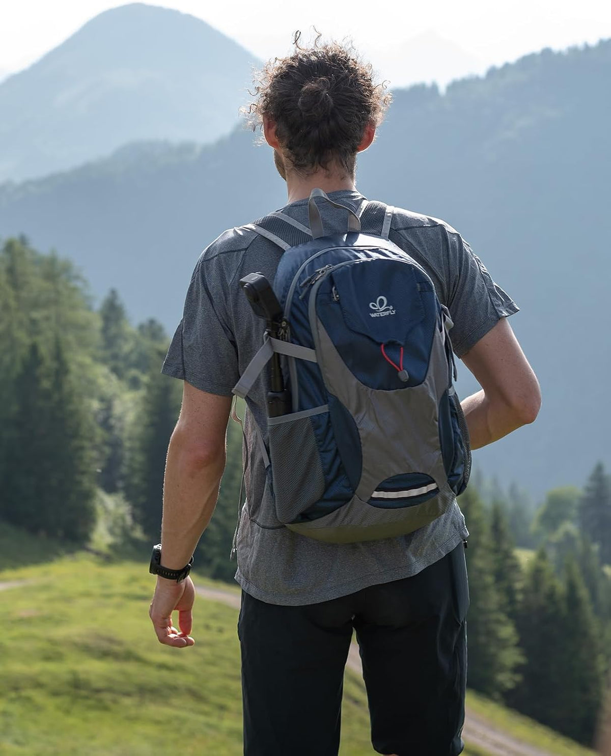 WATERFLY Lightweight Packable Hiking Backpack, 30L Day Pack Blue
