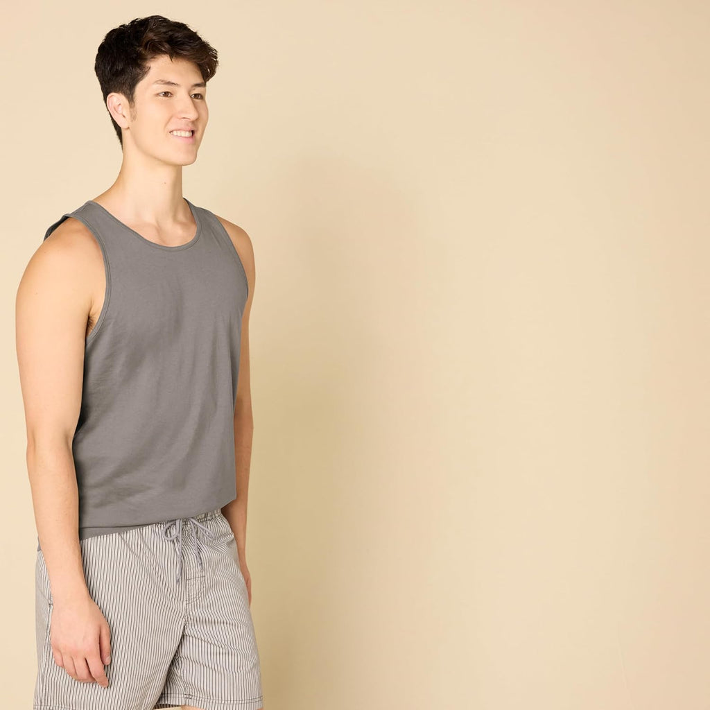 Amazon Essentials Men's Regular-Fit Sleeveless Tank Tops
