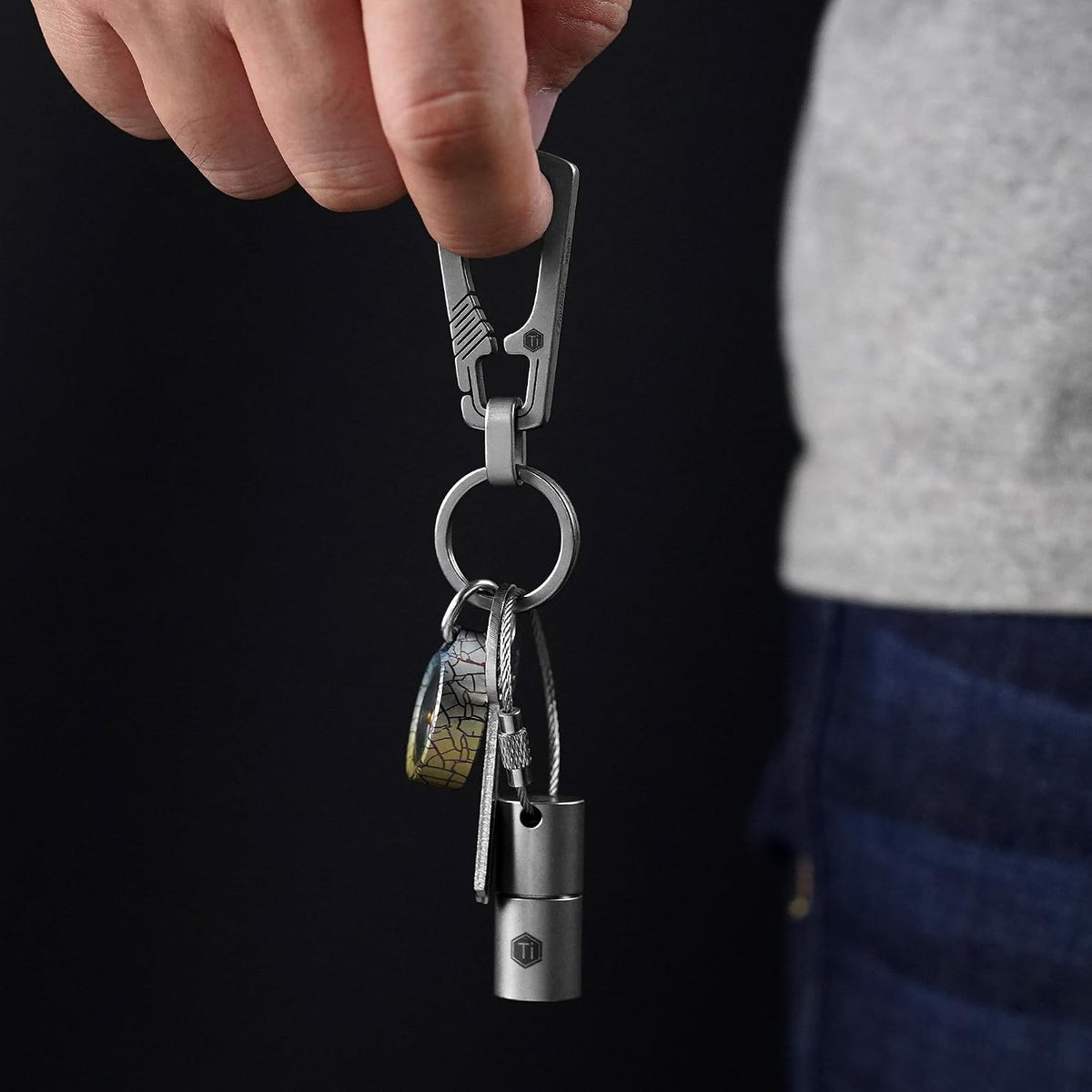 KeyUnity Titanium Carabiner Keychain Clip, Quick Release EDC Key Holder Organizer with Key Ring