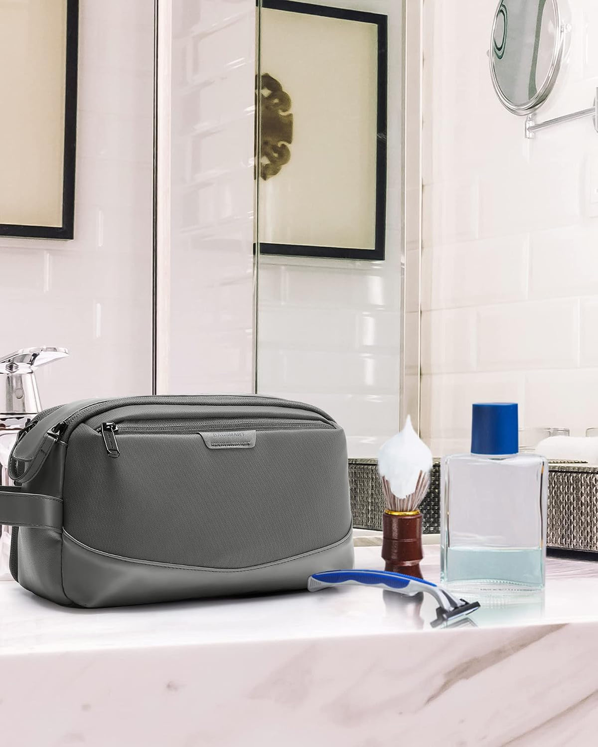 BAGSMART Large Travel Toiletry Bag for Men, Water-resistant, Grey