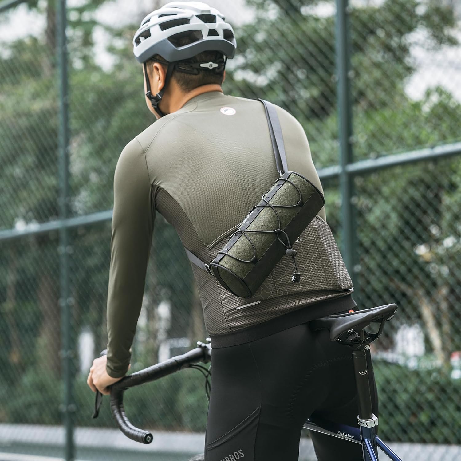 ROCKBROS Bike Handlebar Bag 2L Lightweight 4 Mounting Ways on Frame/Seat