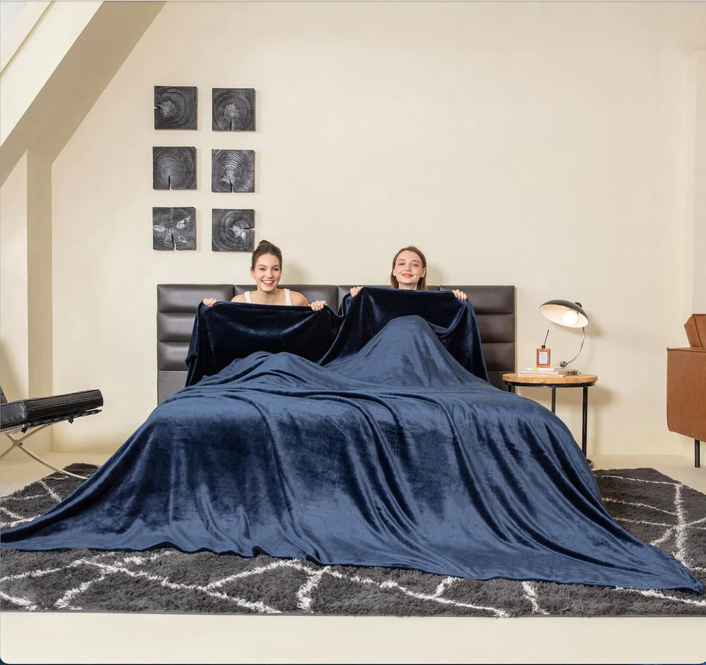 COOVA Oversized King Fleece Blanket 120x120 inches, Soft Cozy Warm Giant Extra Large 10'x10' Blanket for Bed, Sofa, Couch,Travel, Camping, California Huge Flannel Big Throw Blanket, Black