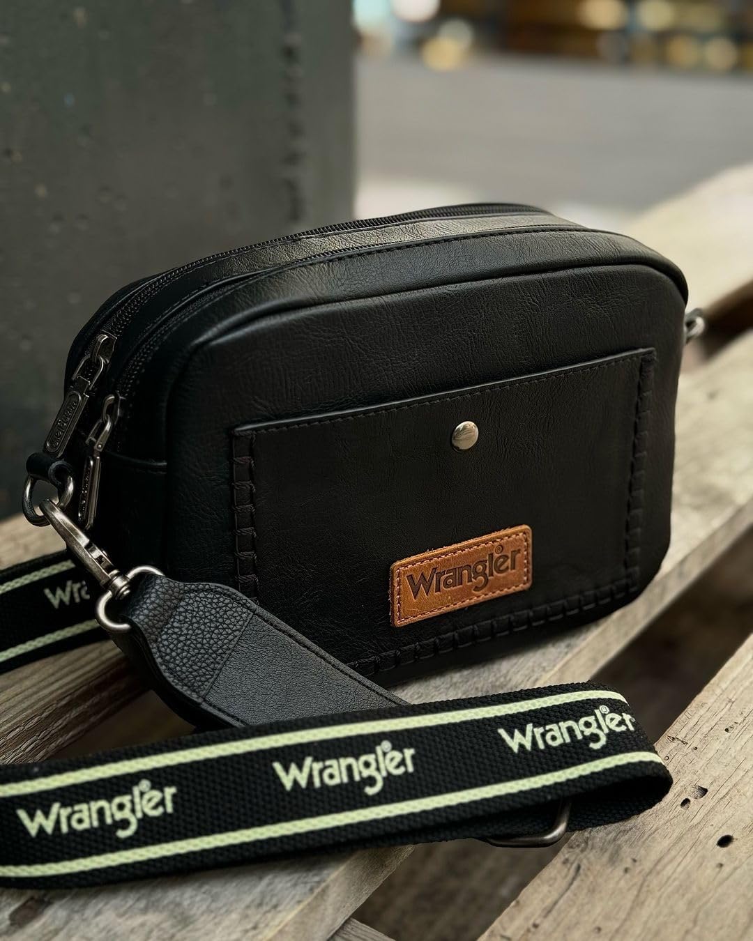 Wrangler Crossbody Purses for Women Trendy Camera Bag with Wide Strap