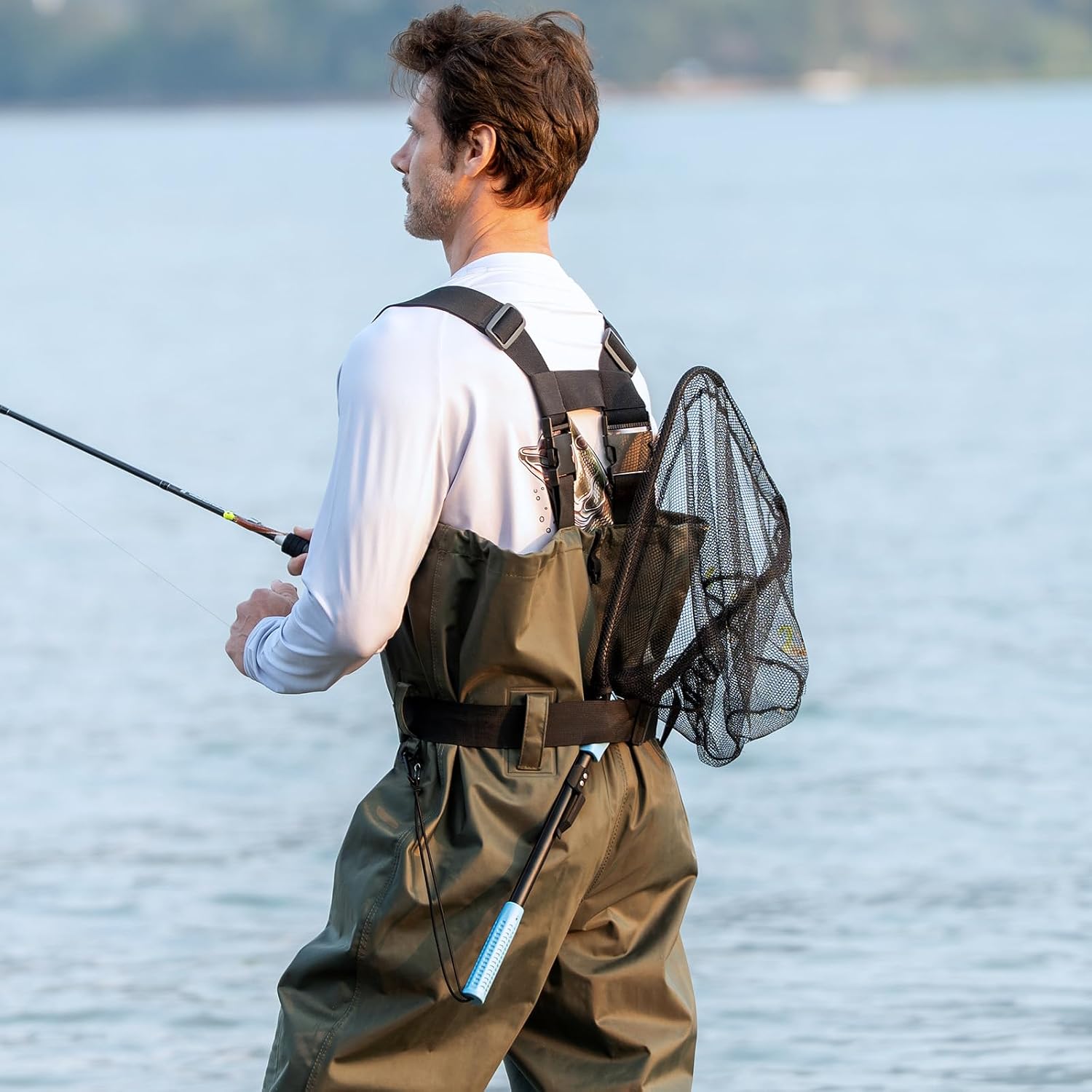 Calamus Triangle Fishing Net with Non-Slip Elastomer Handle