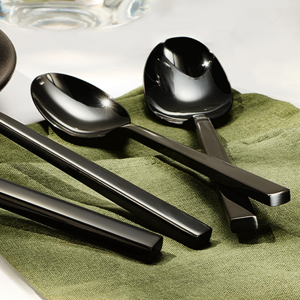 Black Silverware Set for 4, 20 Piece Flatware Set, Stainless Steel