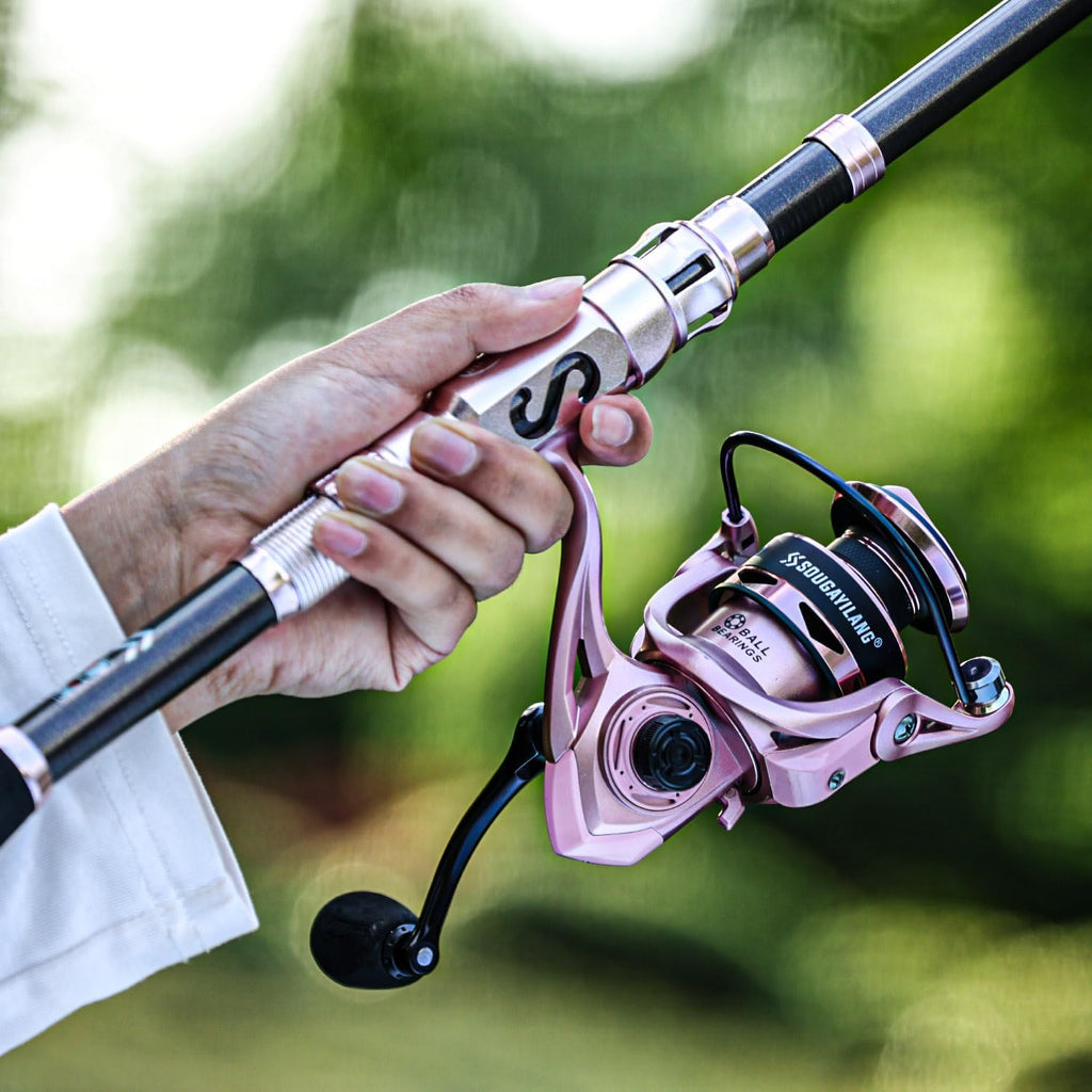 Sougayilang Portable Telescopic Fishing Rod with Carbon Fiber Material and Precision Carved Reel Seat - Suitable for Saltwater and Freshwater Fishing