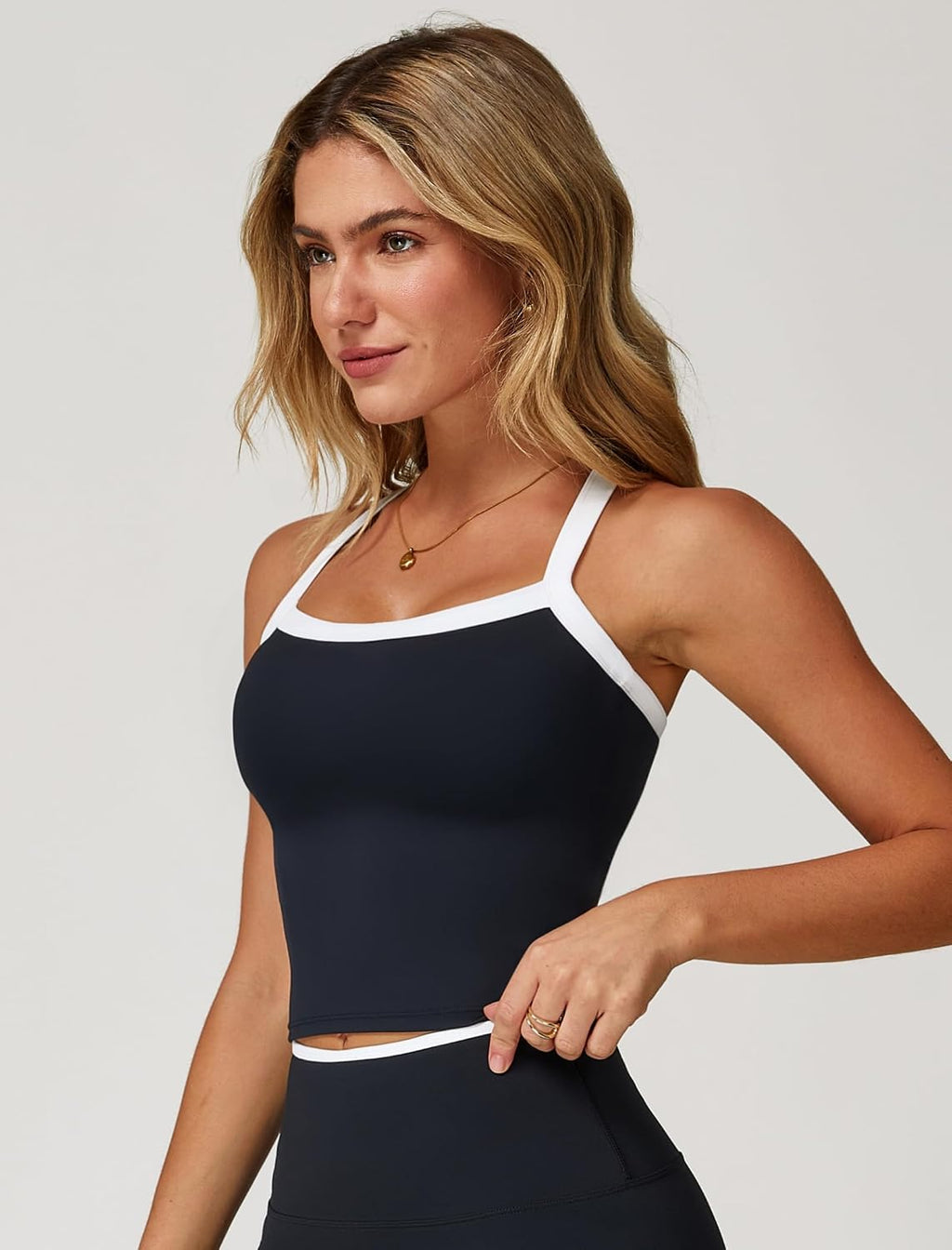 QBGJTD Workout Tank Tops Women Built in Bra Longline Sports Bras