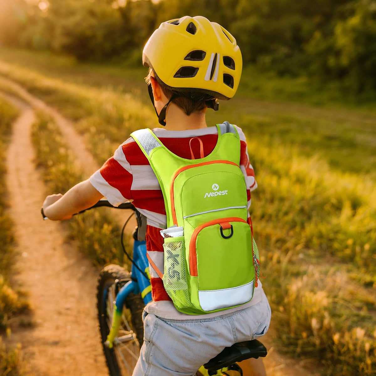 Nepest Kids Hydration Backpack with 1.5L Water Bladder for Cycling, Hiking