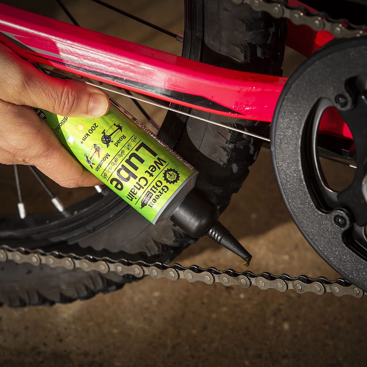 GREEN OIL Cycle Chain Lube, 100 ml, Suited for All Bikes, Wet & Dry Conditions, Biodegradable, Natural, Eco Friendly, Skin Safe, Free of PTFE PFOA Palm Oil Petroleum, Award-Winning Lube, Made in UK