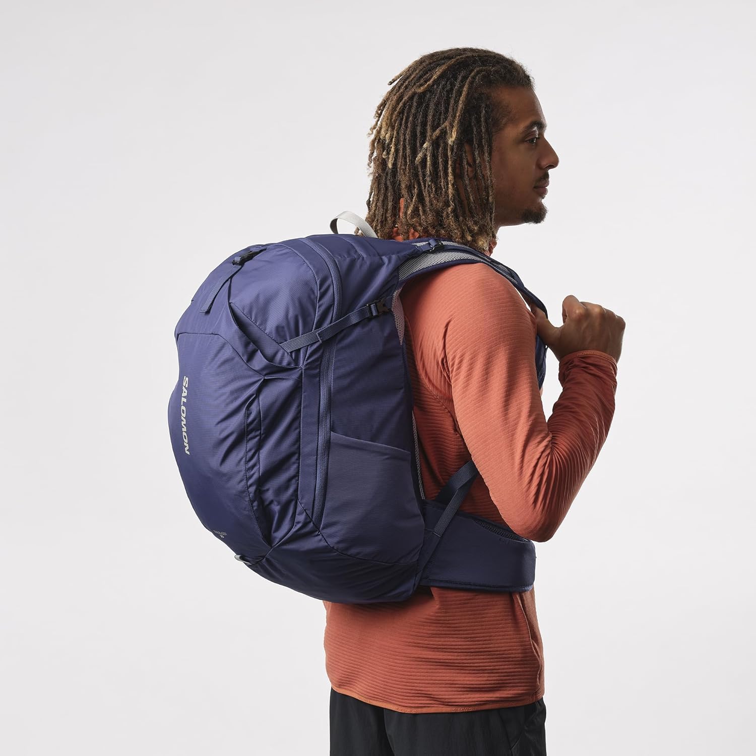 Salomon Unisex Trailblazer 30, Hiking & Trekking Backpack, 30-Liter - Mazarine Blue/Ghost Gray