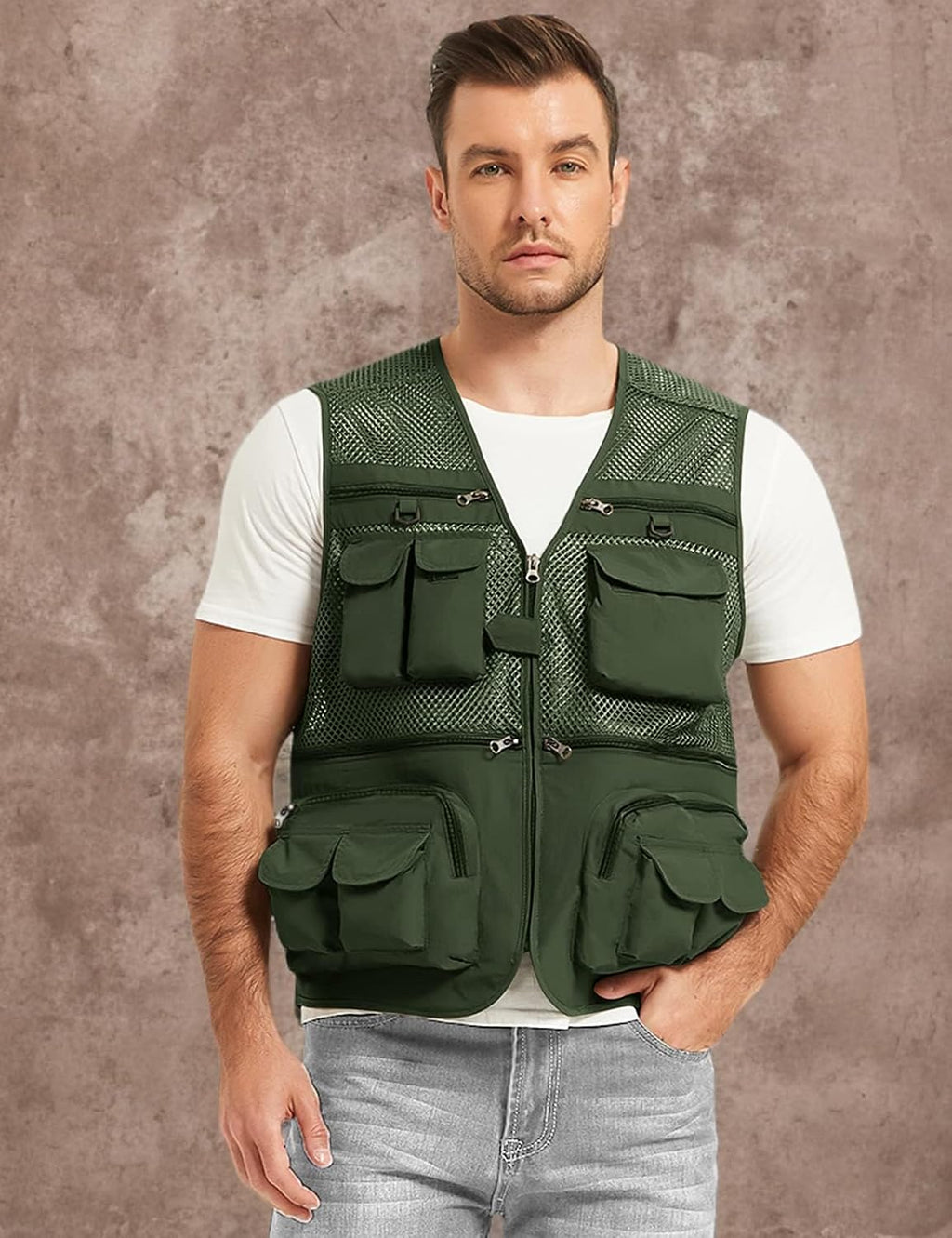Flygo Men's Fishing Vest Utility Lightweight Outdoor Travel Safari Photo Cargo Vest with 16 Pockets