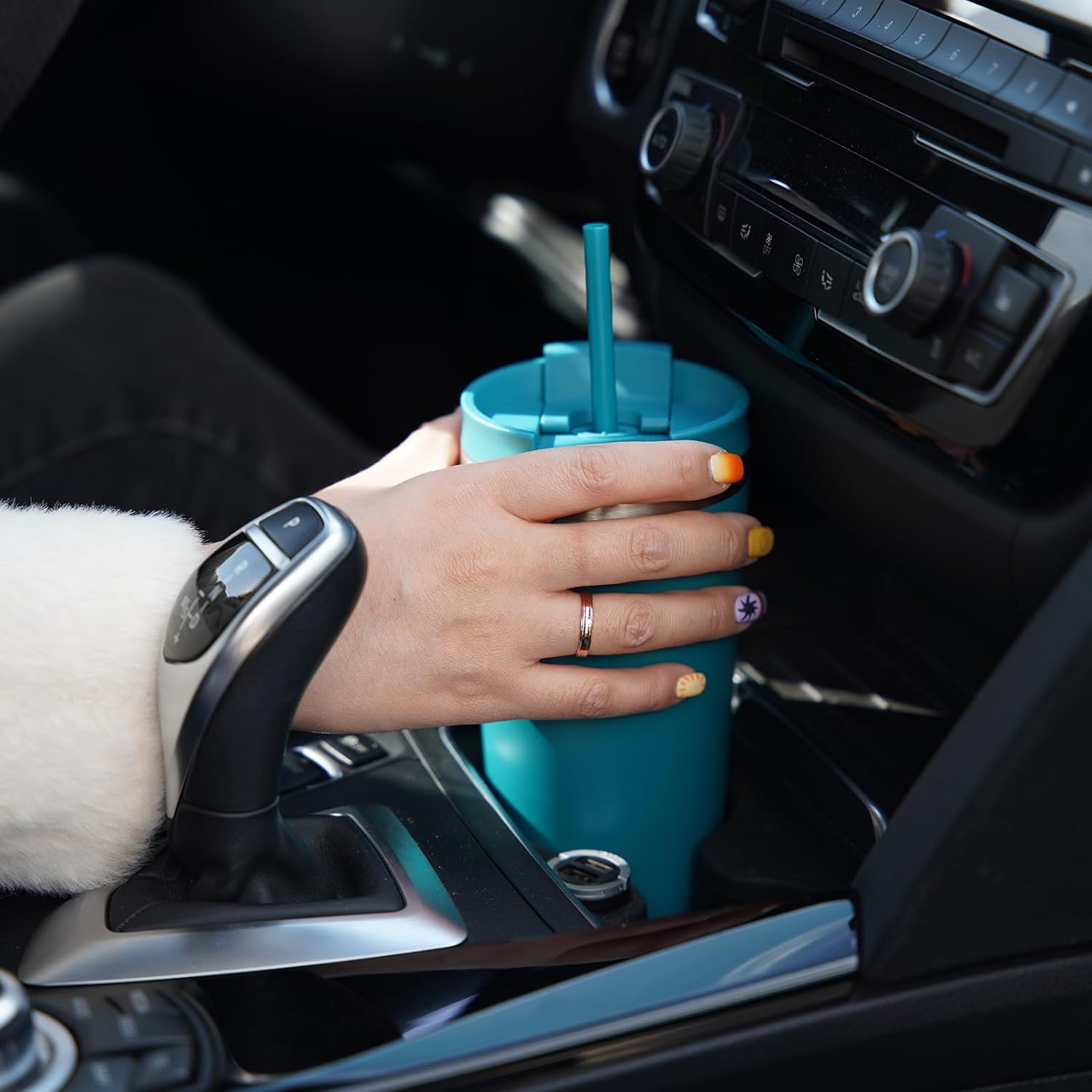 BJPKPK 22 oz Coffee Tumbler with Straw, Insulated Stainless Steel Cup
