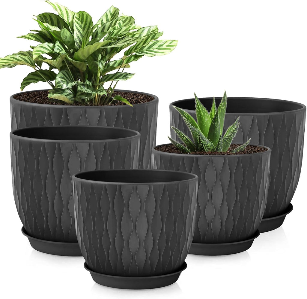 Plastic Plant Pots 10/9/8/7.5/7 inch Set of 5, Flower Planters with Drainage Holes and Saucers, Plastic Pots for Indoor Outdoor Plants, Livingroom Garden Decor (White)
