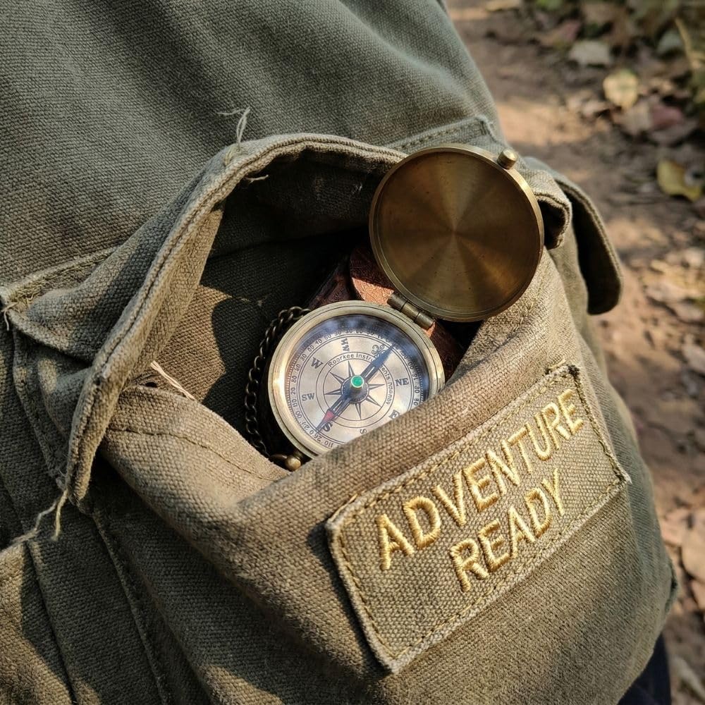 Compass Gift for Mom/Dad, Vintage Pocket Compass Engraved with Go Confidently Customized Gifts for Women/Men, Baptism 2026 Communion Christian Luxury Gift, Anniversary or Keepsake