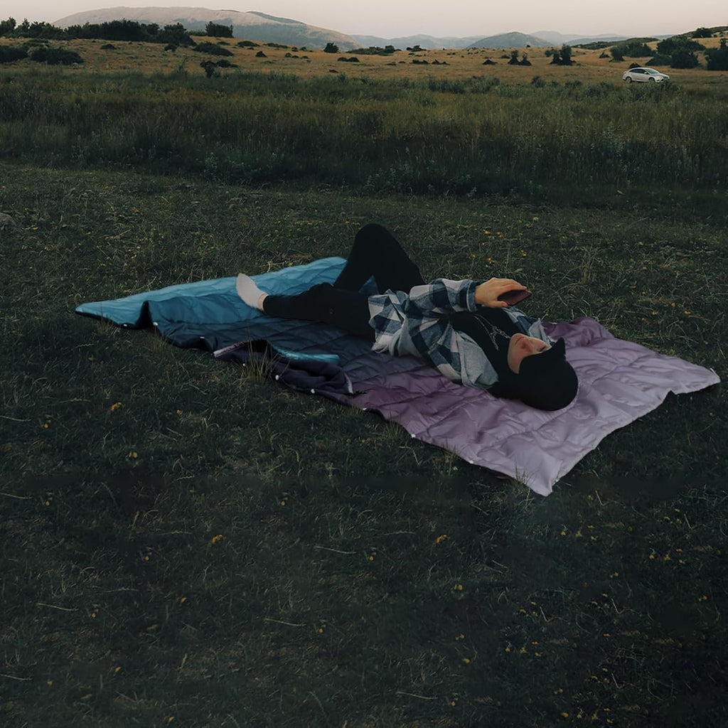 zzlamb Large Waterproof Hooded Outdoor Blanket Soft Polar Fleece 75x56in