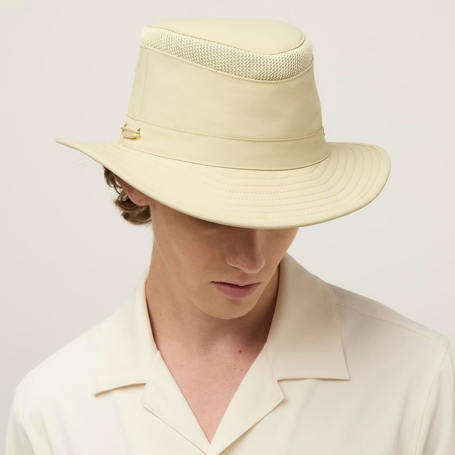 Tilley Womens Ltm5 Airflo Medium Brim Recycled Sun Hat, Olive, 7.75 US