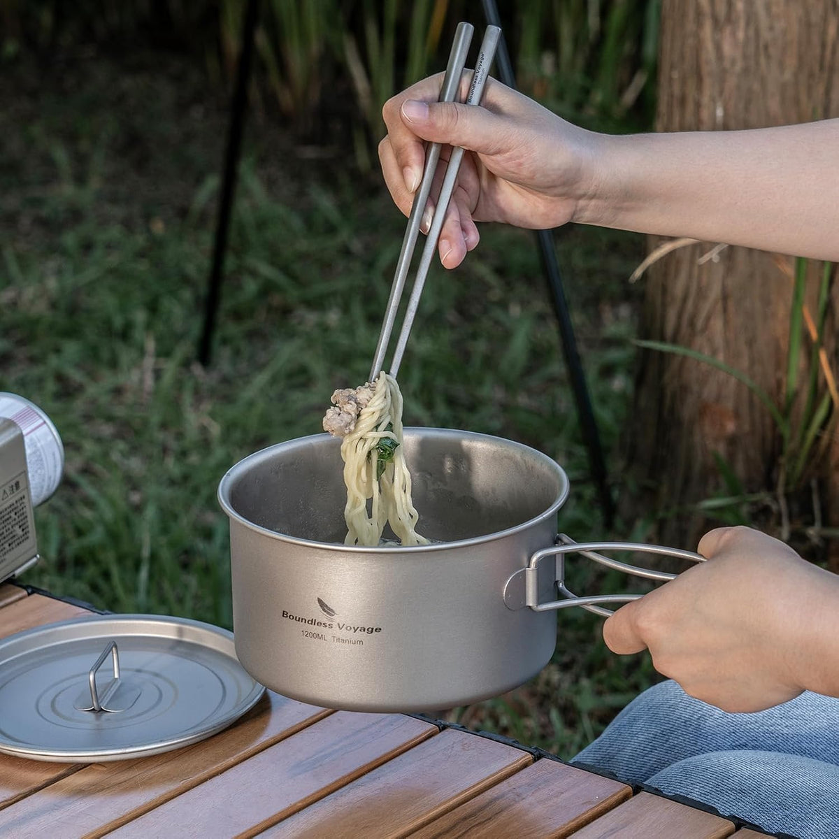 iBasingo 1.2L Titanium Pot Camping Cookware with Lid Ti2106C