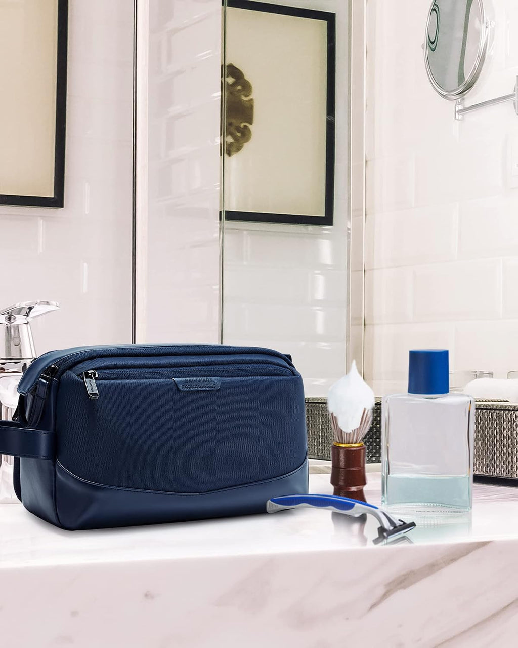 BAGSMART Large Travel Toiletry Bag for Men, Water-resistant, Nvay Blue