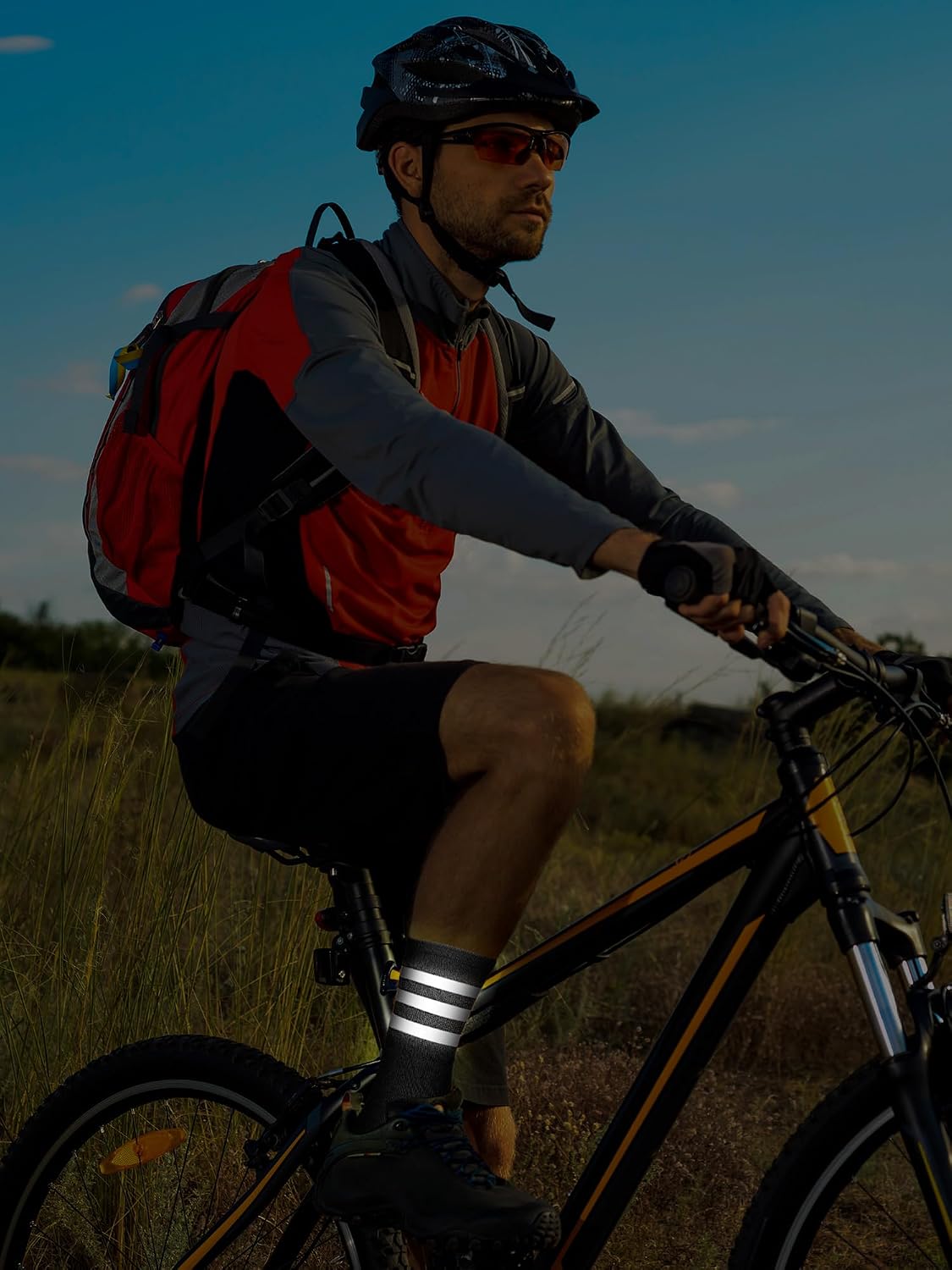 4 Pairs Glow in Dark Reflective Socks Cycling