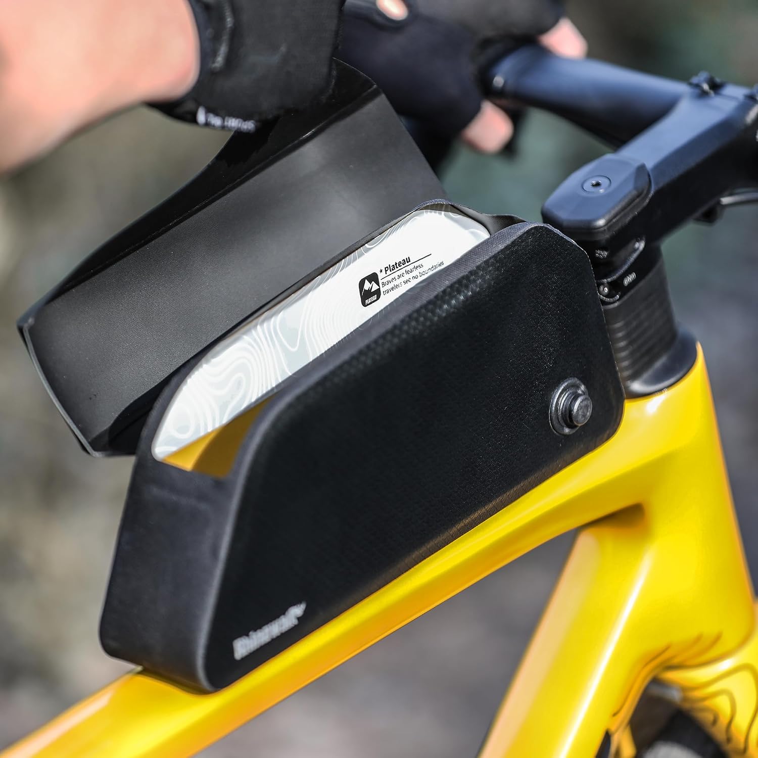 Rhinowalk Bike Top Tube Bag 0.6L/1L/1.5L Bike Frame Bag with Magnetic Flap Fully Waterproof and Stable Bicycle Frame Bag Bicycle Bag Professional Cycling Accessories for Mountain Road Bike
