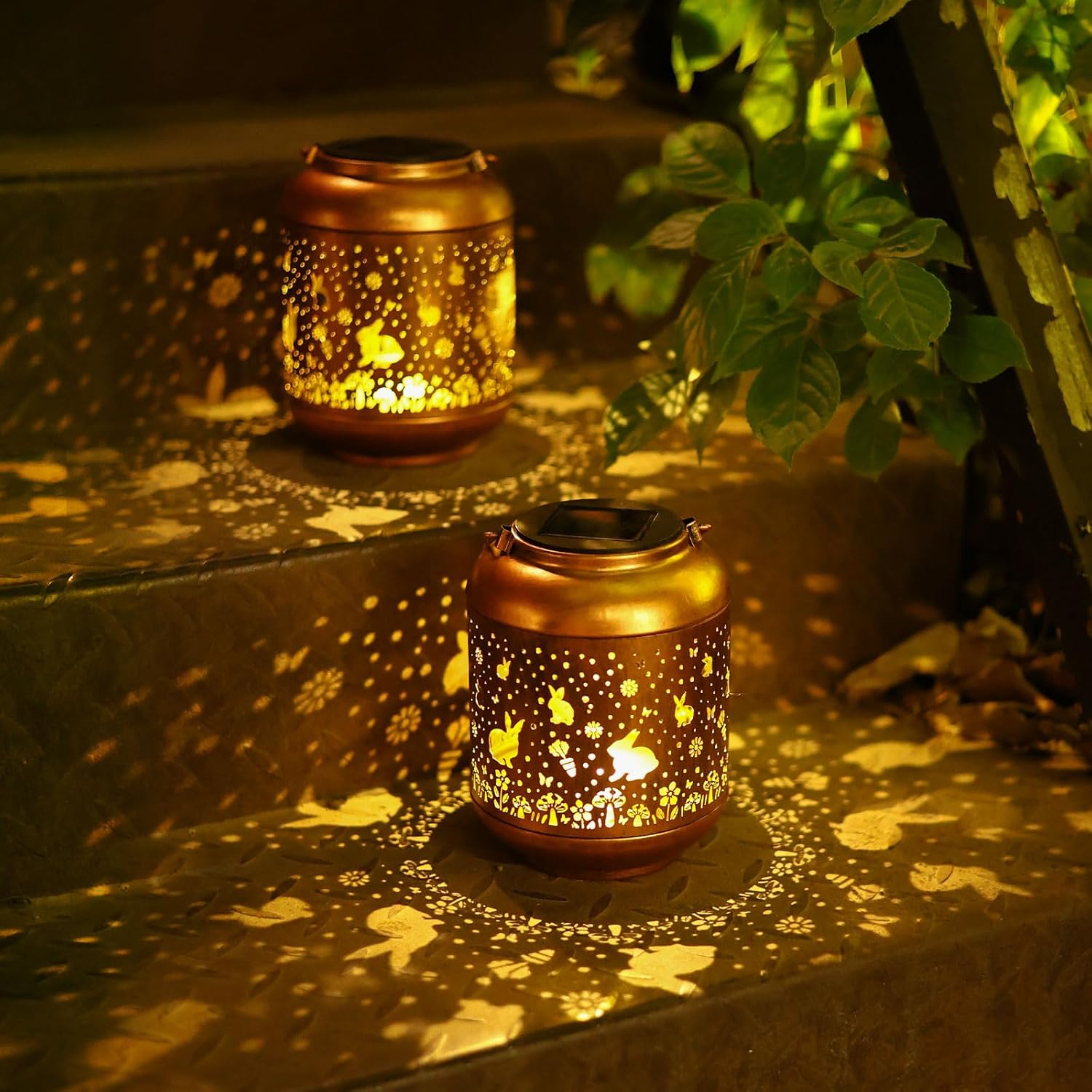Rabbit Solar Lanterns Outdoor Hanging Waterproof,Garden Decor Solar Lights Gifts for Women Mom Grandma,Metal Outside Decoration Lantern for Yard,Porch,Patio,Landscape,Backyard,Lawn