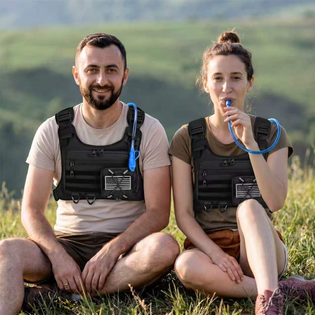Hydration Vest with 2L Water Bladder for Men and Women,Lightweight Adjustable Hydration Backpack,Hiking Backpack with Water Bladder for Climbing Cycling Hiking