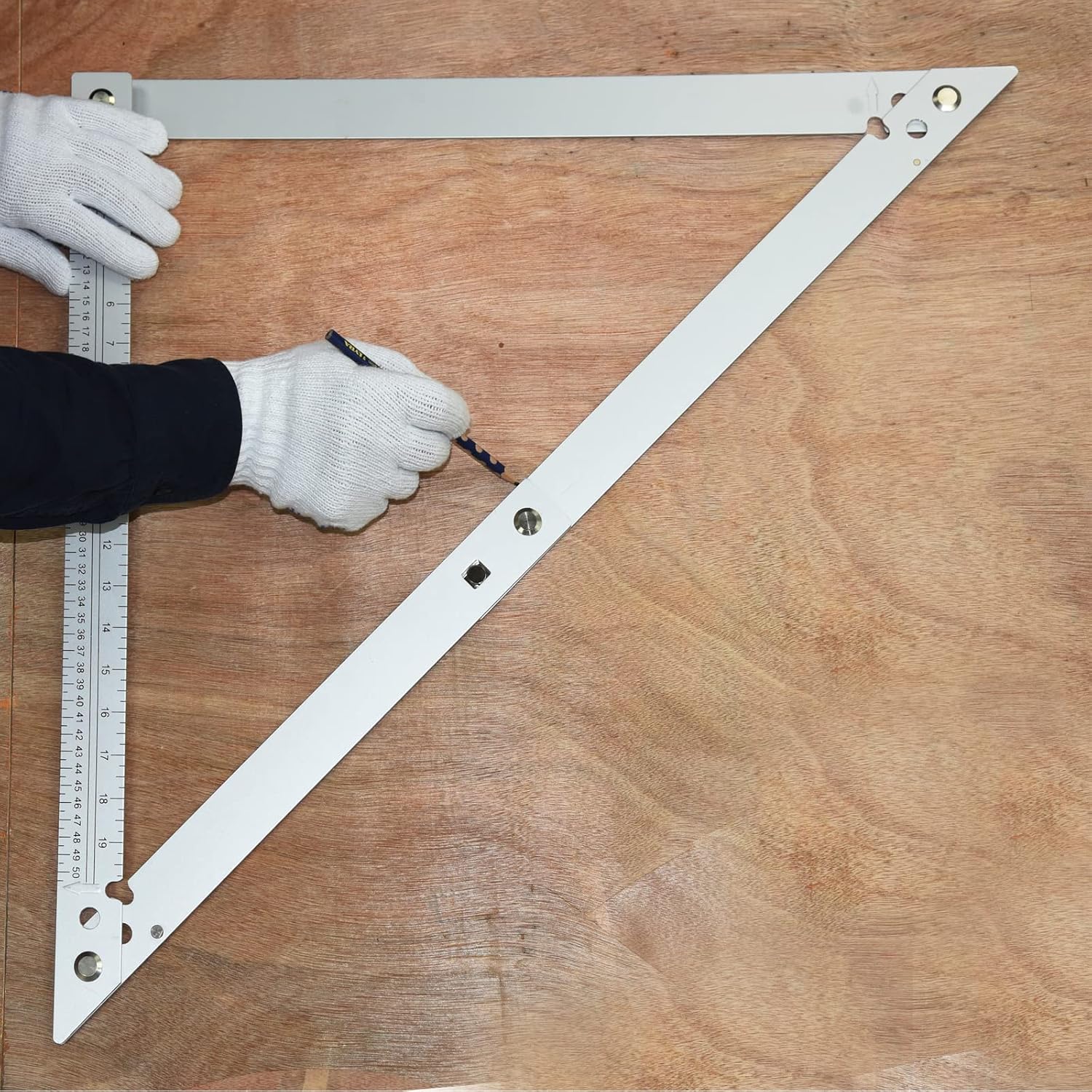 FEI-RONG 24 Folding Square - Aluminum & Carbon Steel Framing Square | 45-90 Degree Adjustable Angle Ruler for Roofing, Stair Work, Woodworking | Includes Carrying Case