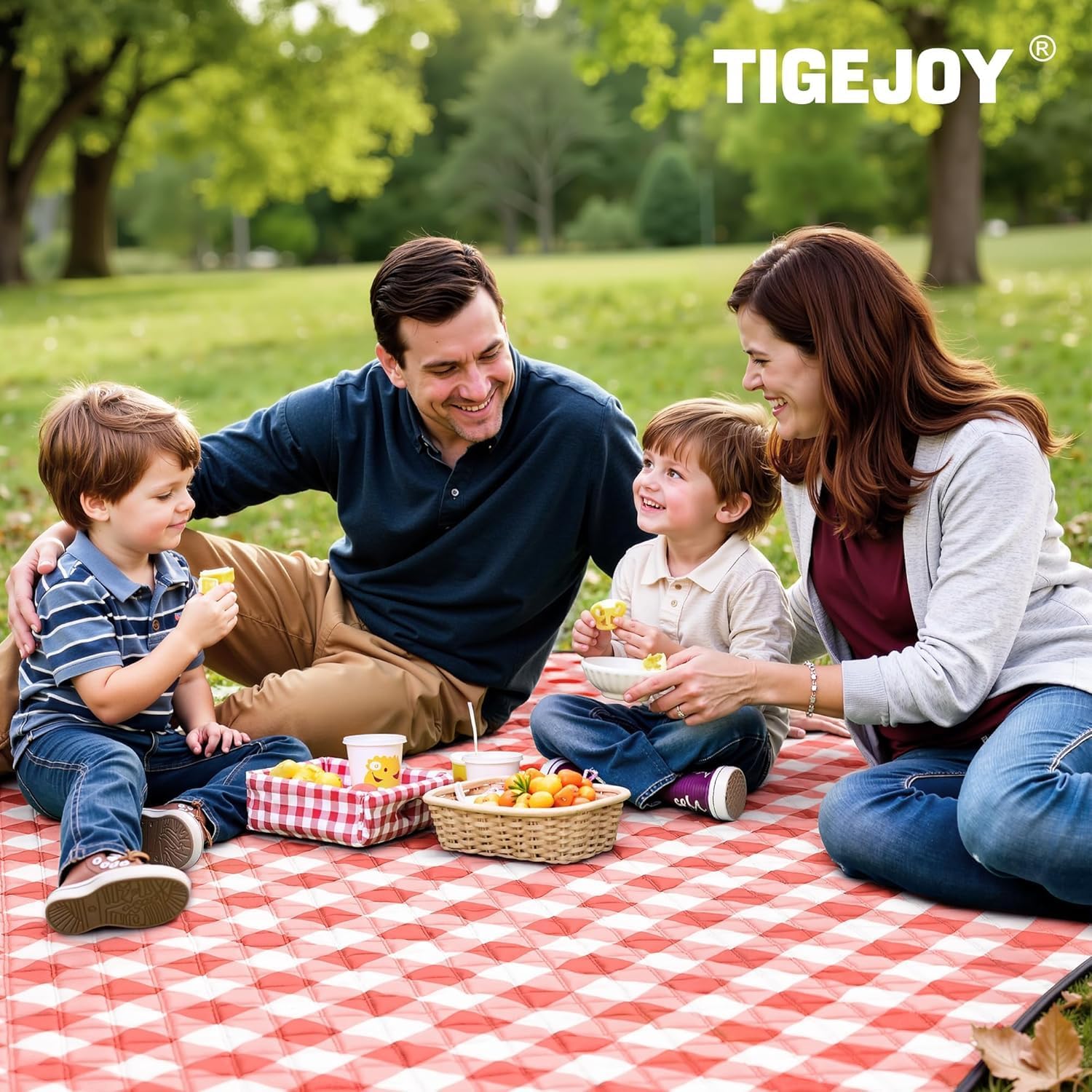 TigeJoy Extra Large Picnic Blanket Waterproof Beach Blanket 80''x80''