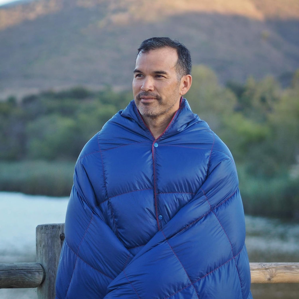 Get Out Gear Down Camping Blanket - Puffy, Packable, Lightweight and Warm | Ideal for Outdoors, Travel, Stadium, Festivals, Beach, Hammock | 650 Fill Power Water-Resistant Backpacking Quilt