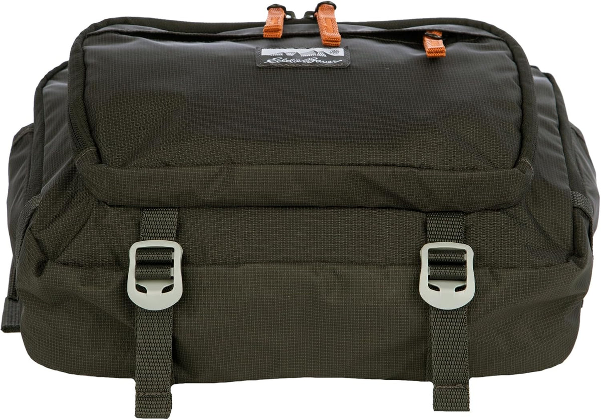 Eddie Bauer 7L Trail Bag with Removeable Shoulder Strap and Adjustable Waistband, Carbon Black