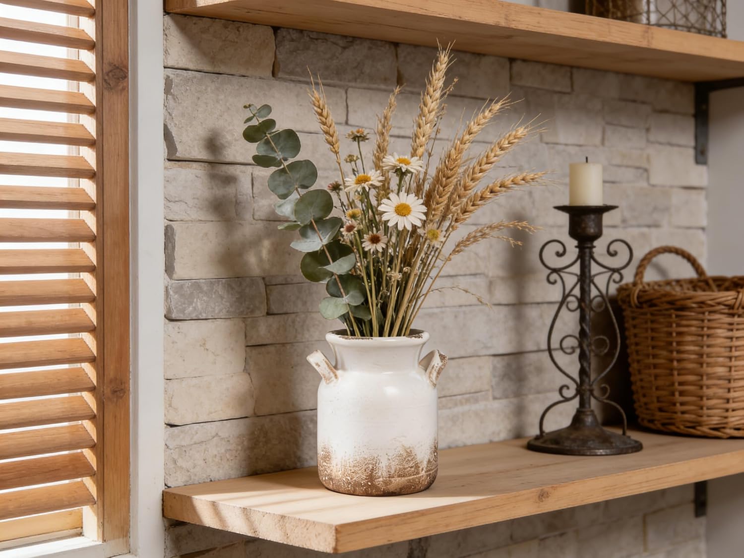 Quoowiit Ceramic Rustic Farmhouse Vase, Distressed Decorative Flower Vase for Home Decor, Ideal Shelf Decor, White Boho Vase for Living Room Bedroom Kitchen Office Decor Centerpiece Table Decorations