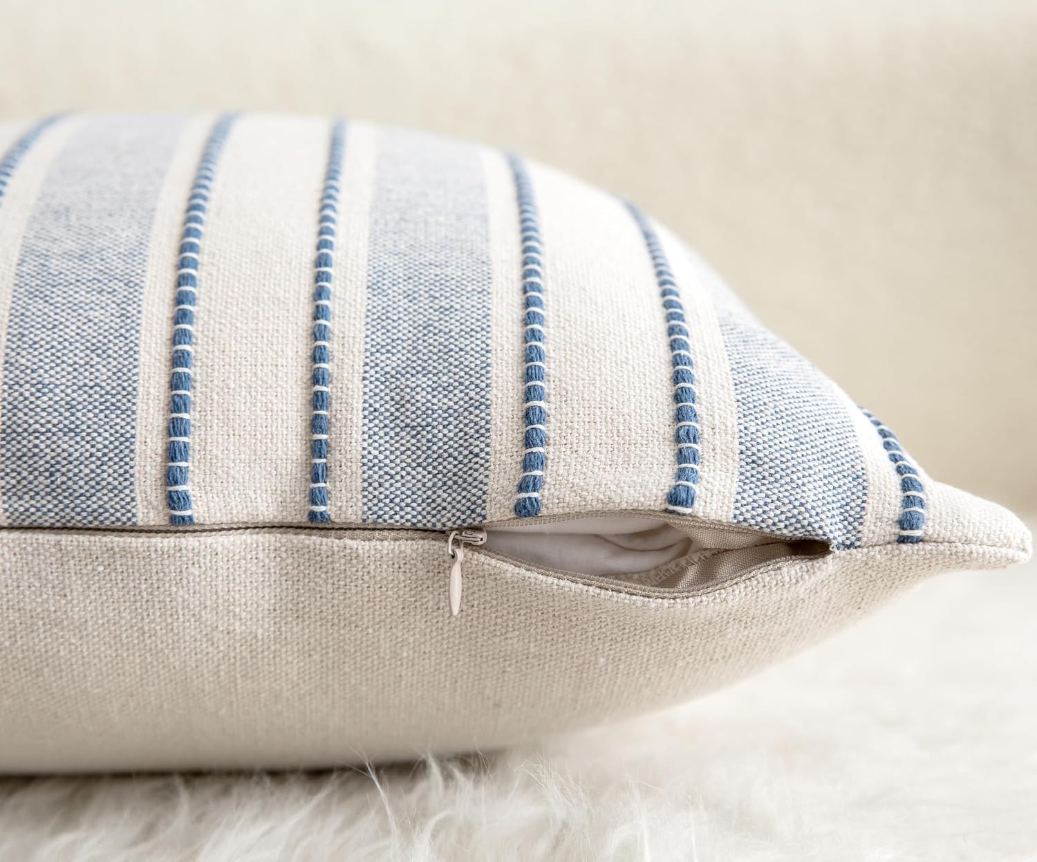 Cethom Decorative Boho Throw Pillow Covers, Farmhouse Textured Pillow Case, 18 x 18 Inch Set of 2, Chair Sofa Bedroom Living Room Home Decor Couch Cushion Case, Classic Blue and Beige Striped