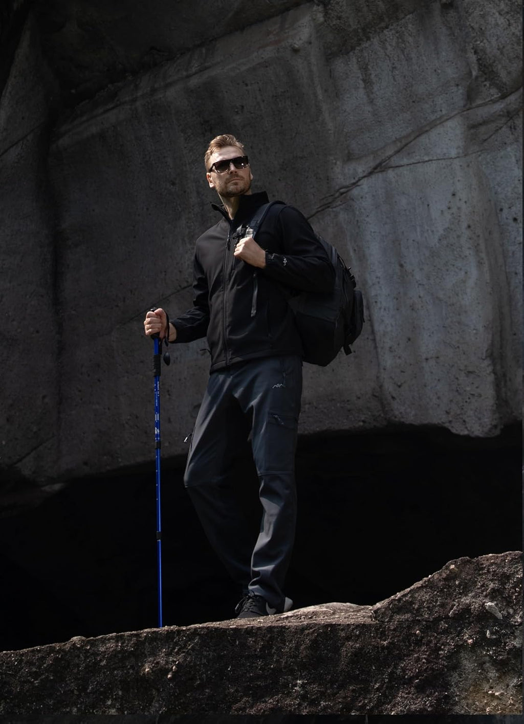 TRAILSIDE SUPPLY CO. Men's Softshell Jacket Fleece Lined Windbreaker,Lightweight Water Resistant Winter Coat