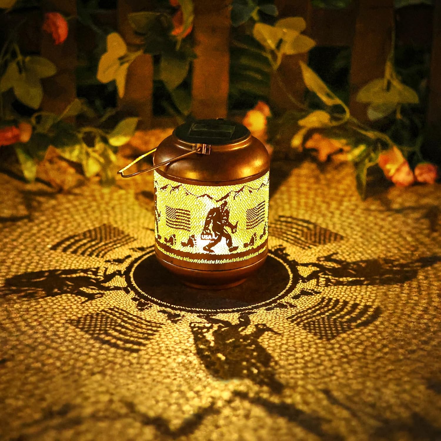 Bigfoot Solar Lanterns Outdoor Waterproof Hanging Solar Lights Big Foot Sasquatch Metal Decoratives LED Lantern for Patio, Backyard, Porch, Yard, Lawn,Garden Decor Gifts Men